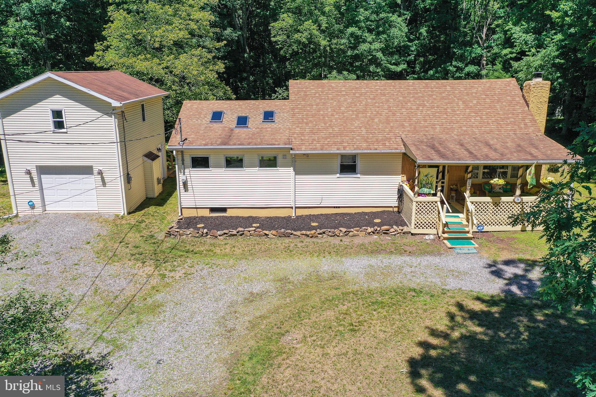HICKORY HILLS - Residential