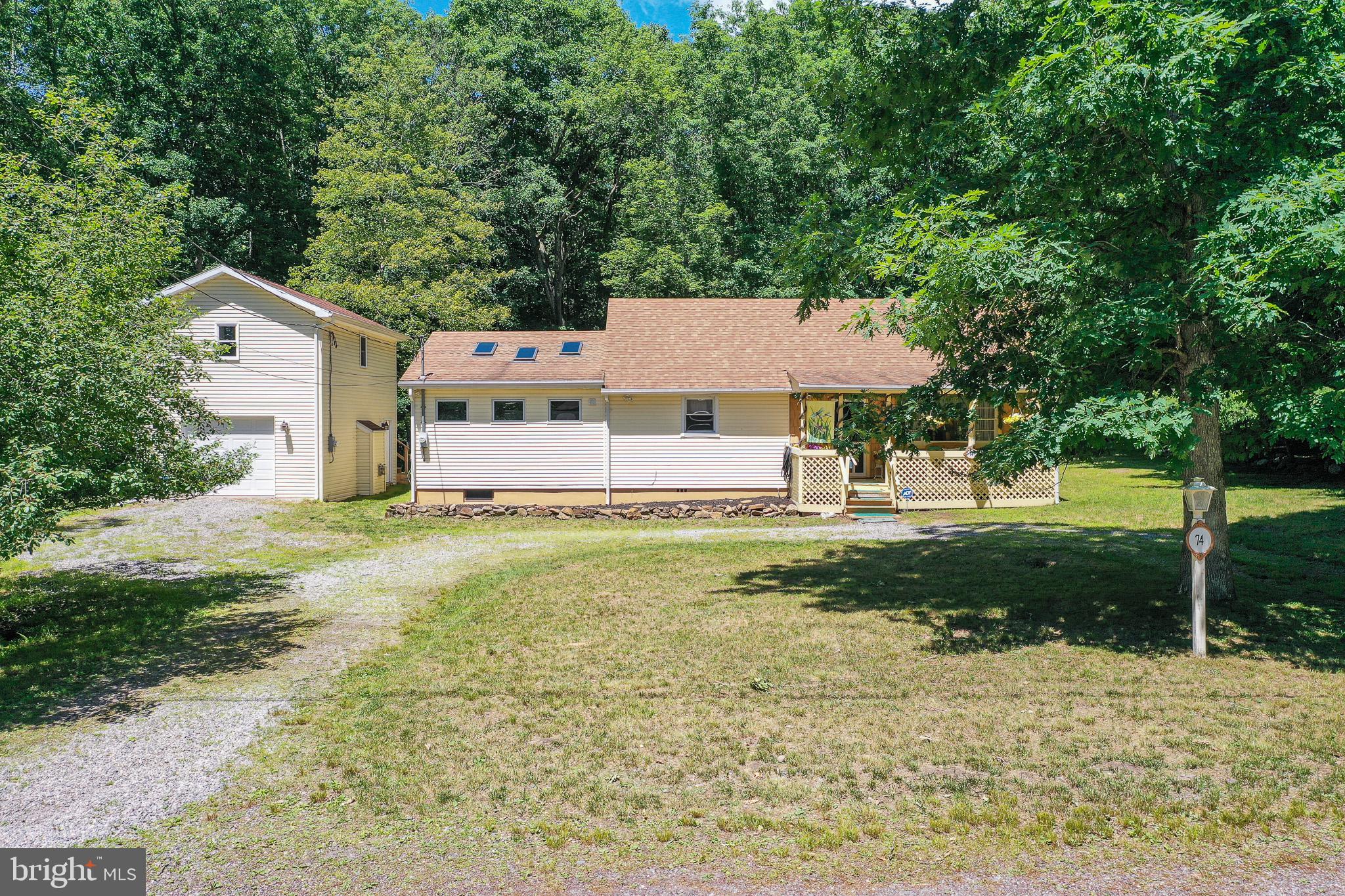 HICKORY HILLS - Residential