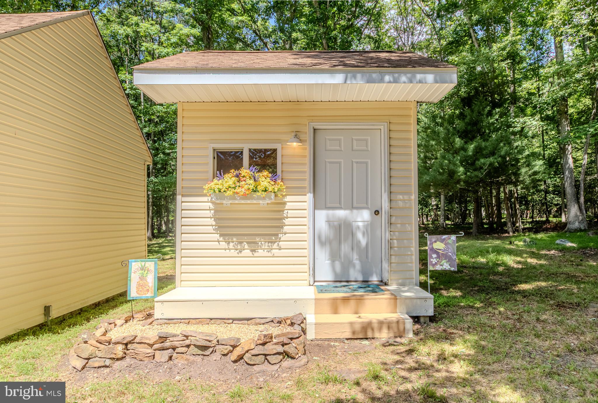 HICKORY HILLS - Residential
