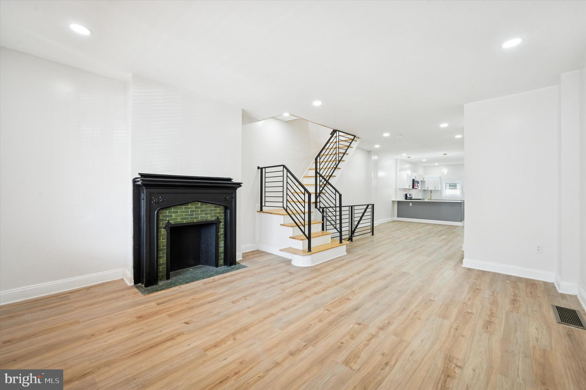 COBBS CREEK - Residential