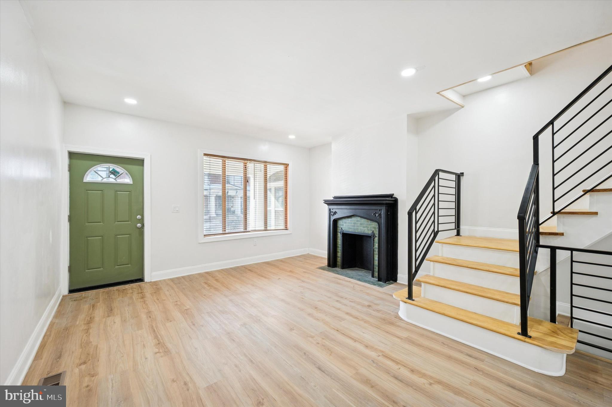 COBBS CREEK - Residential