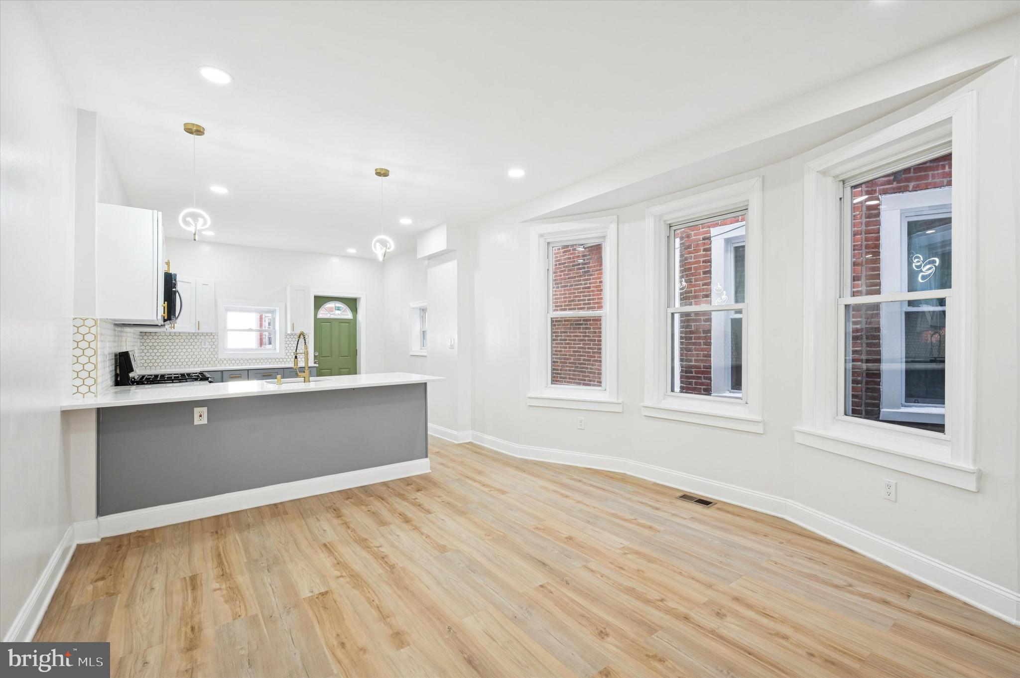 COBBS CREEK - Residential