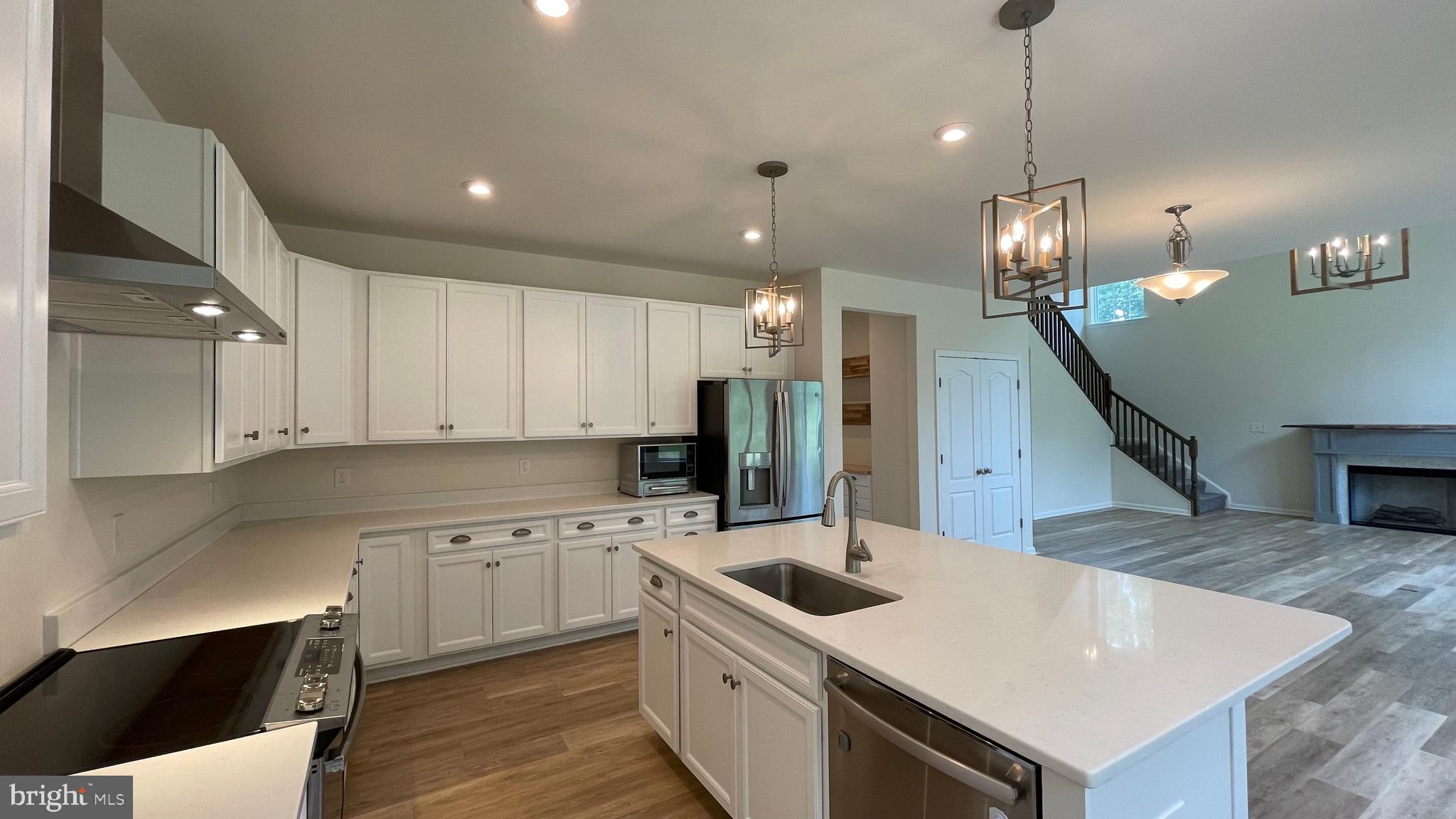 OAKS OF HIGHLAND HOMES - Residential Lease