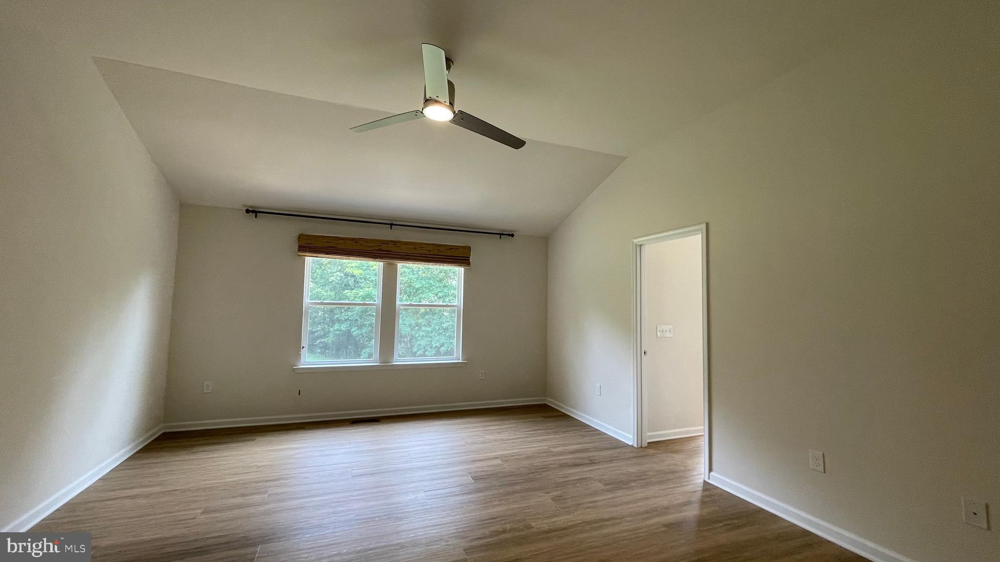 OAKS OF HIGHLAND HOMES - Residential Lease