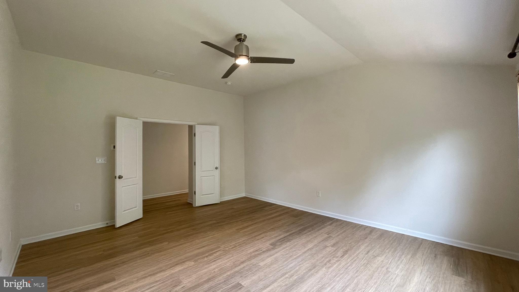 OAKS OF HIGHLAND HOMES - Residential Lease