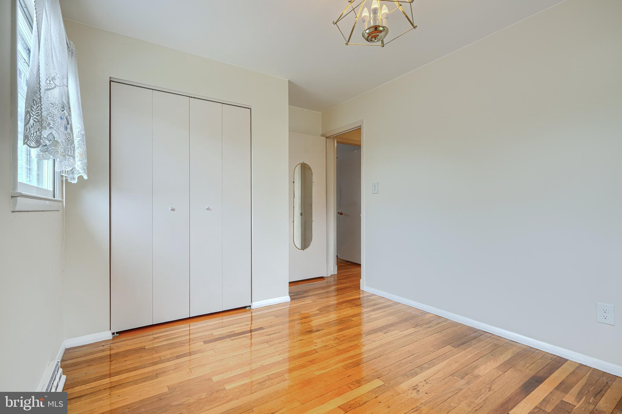 CHATSWORTH GROVE - Residential
