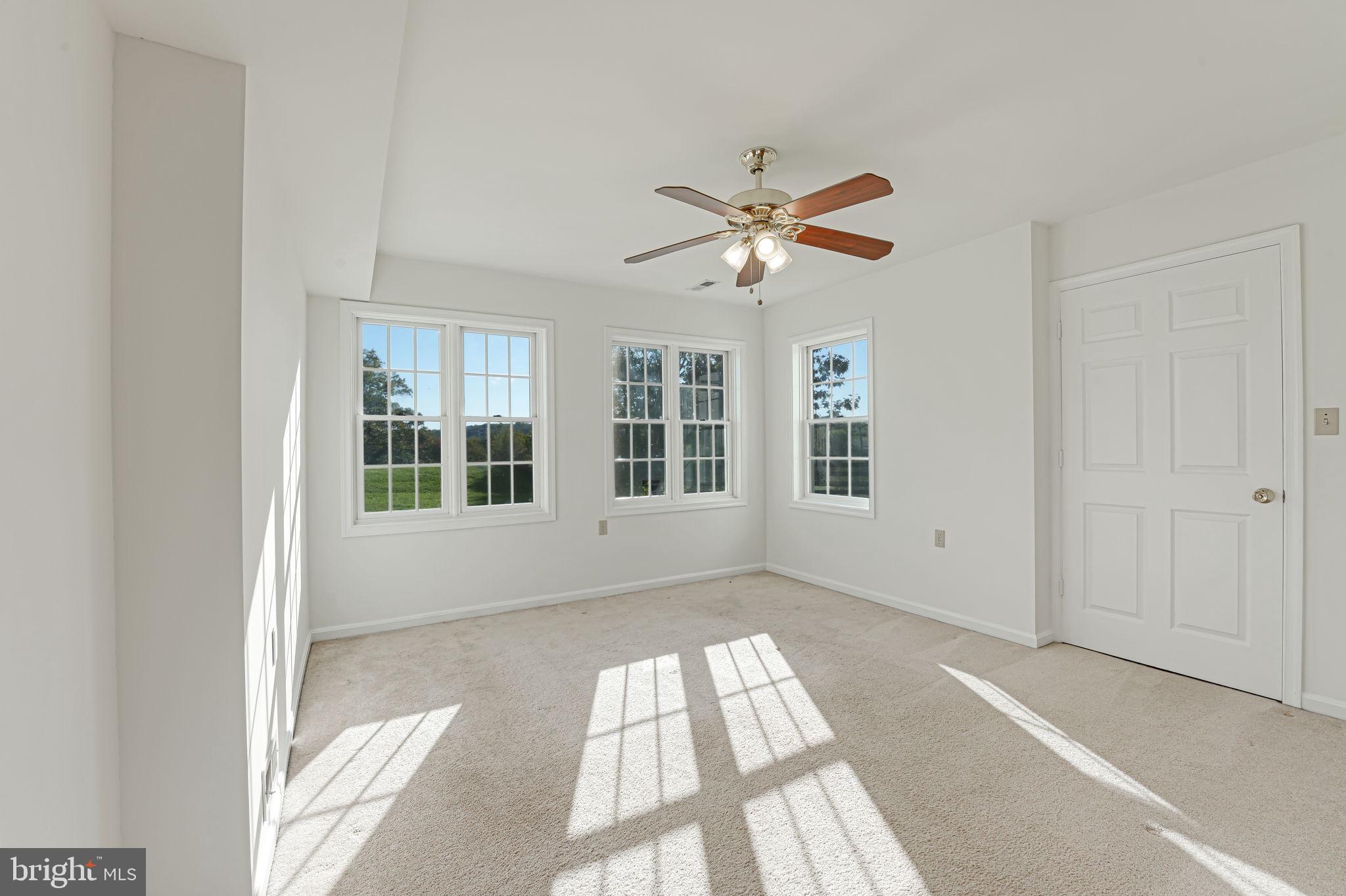 CASTLE WELSH FARMS - Residential