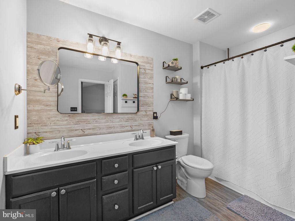 FAIRFIELD - Residential