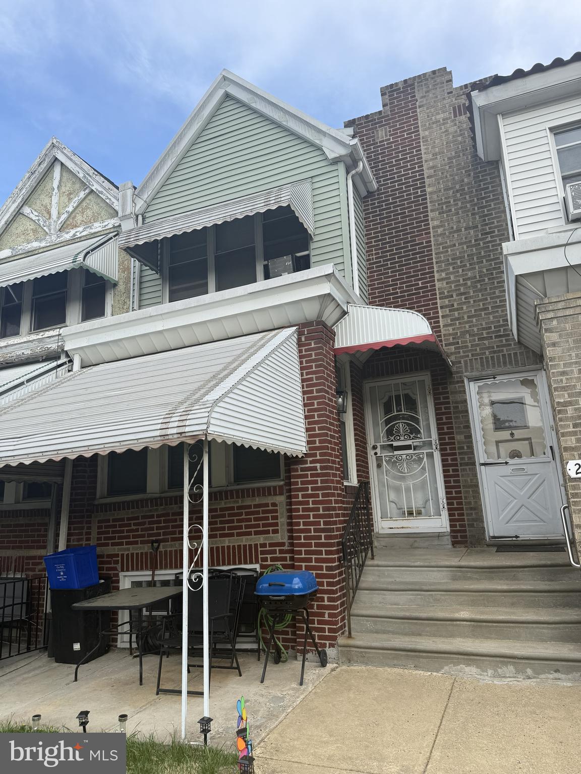 WEST OAK LANE - Residential