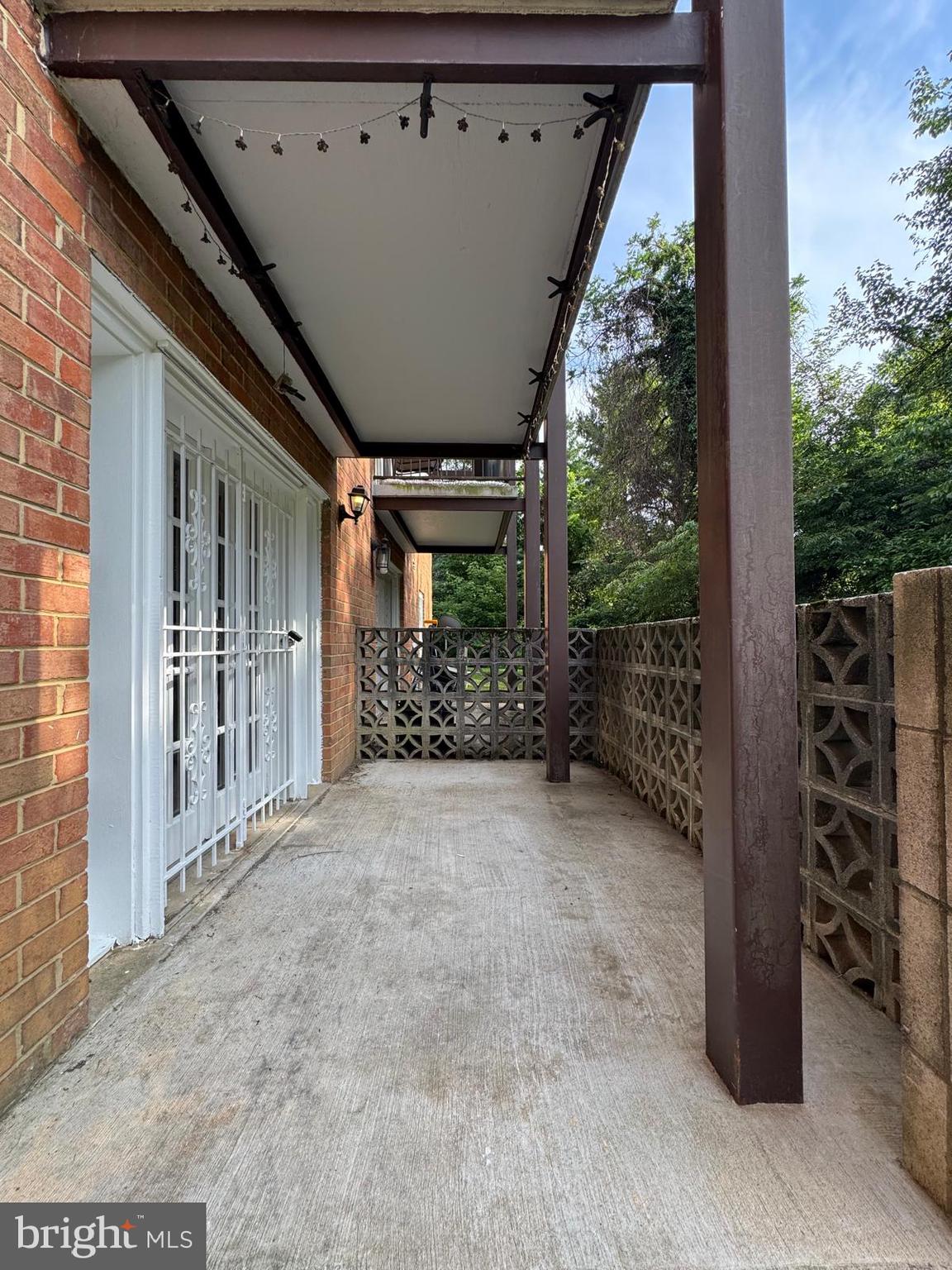 SWANN HILL CONDOMINIUMS - Residential