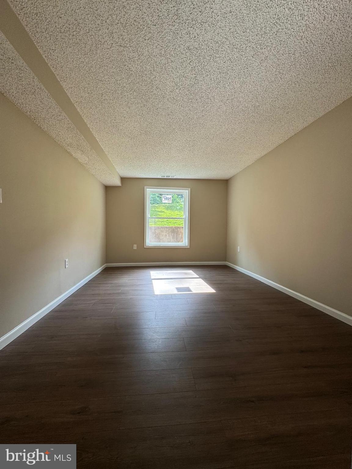 SWANN HILL CONDOMINIUMS - Residential