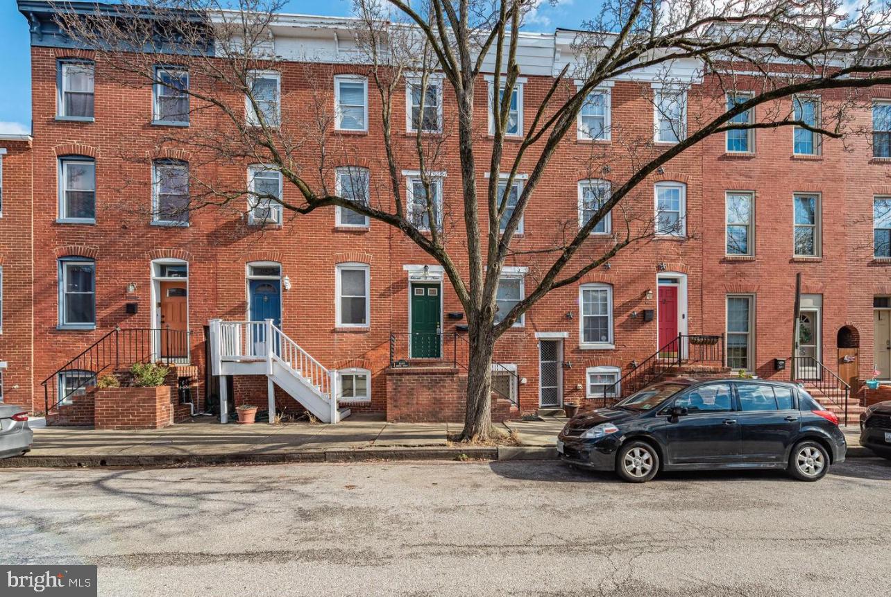 Listing price includes all utilities (Water, Gas & Electric)! Never worry about outrageous BGE or water bills again! Fabulous 1 bed, 1 bath first floor apartment in the heart of federal hill! Washer/Dryer in unit. Pets are welcome. Quiet block with plenty of parking.