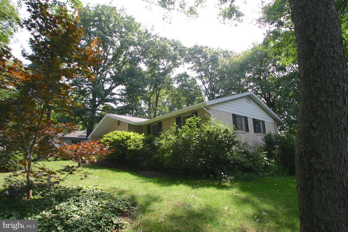 HILLCREST - Residential