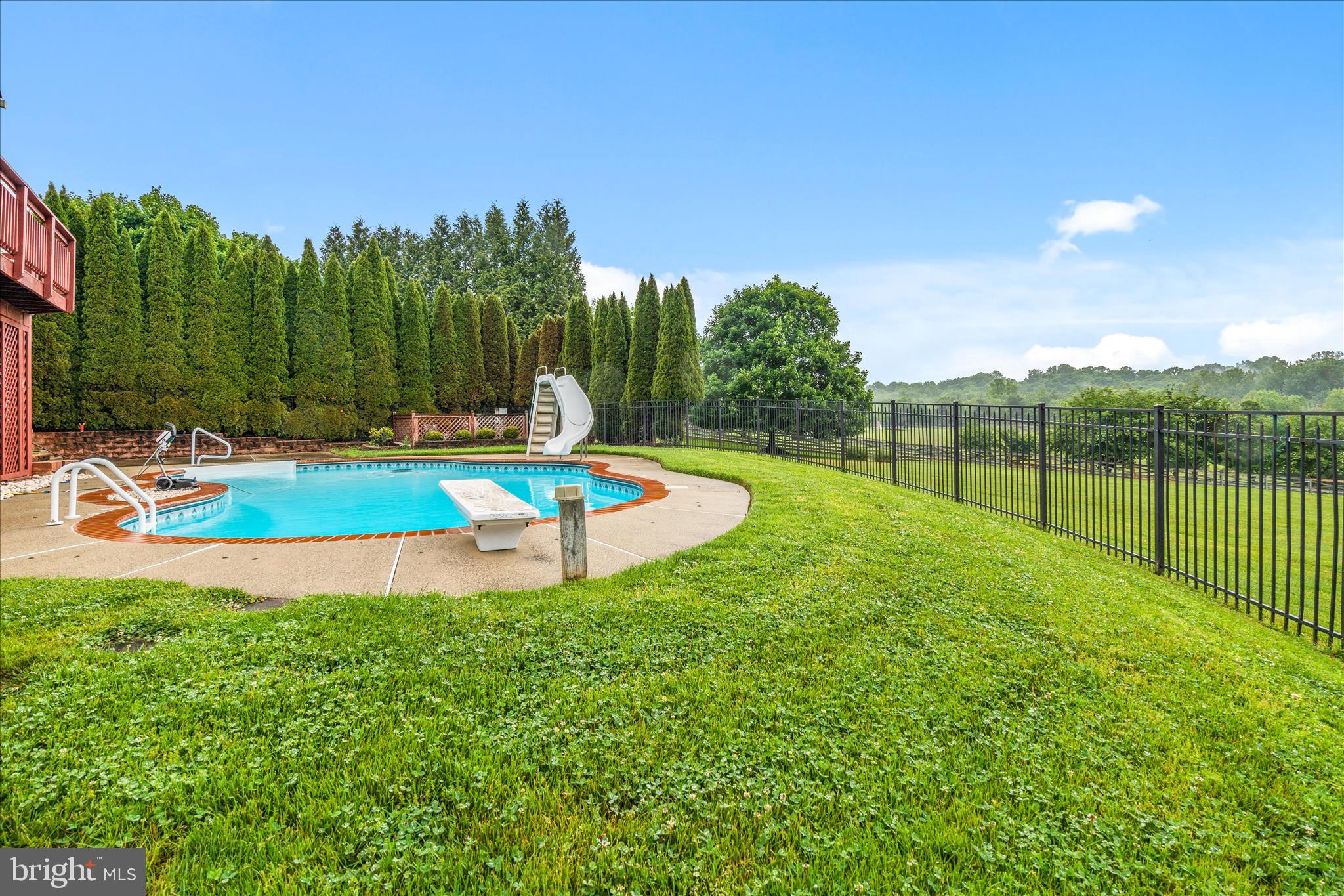 WOODFIELD ESTATES - Residential