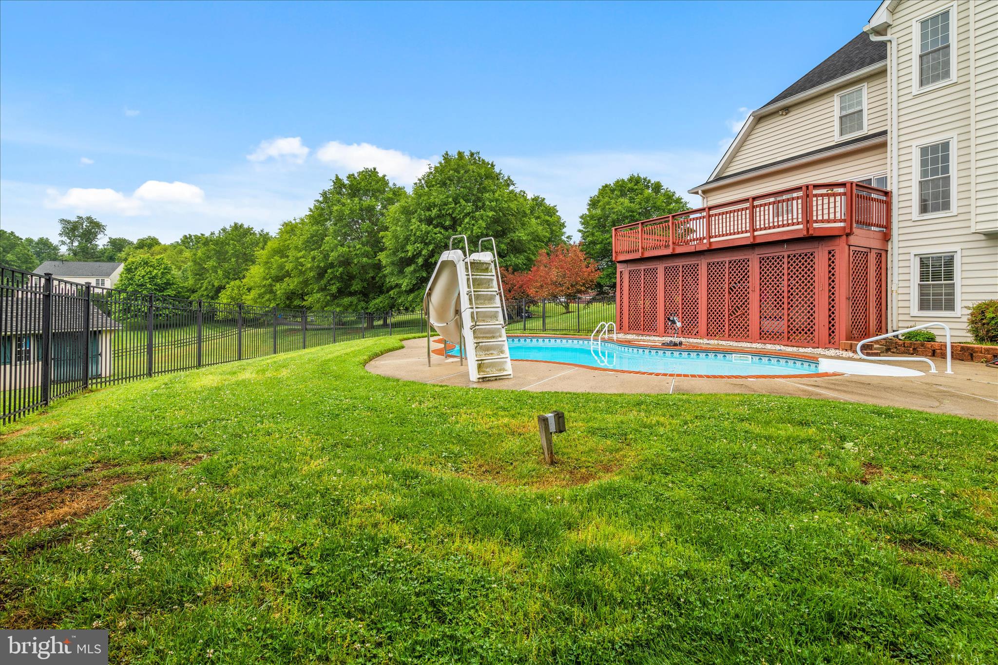WOODFIELD ESTATES - Residential
