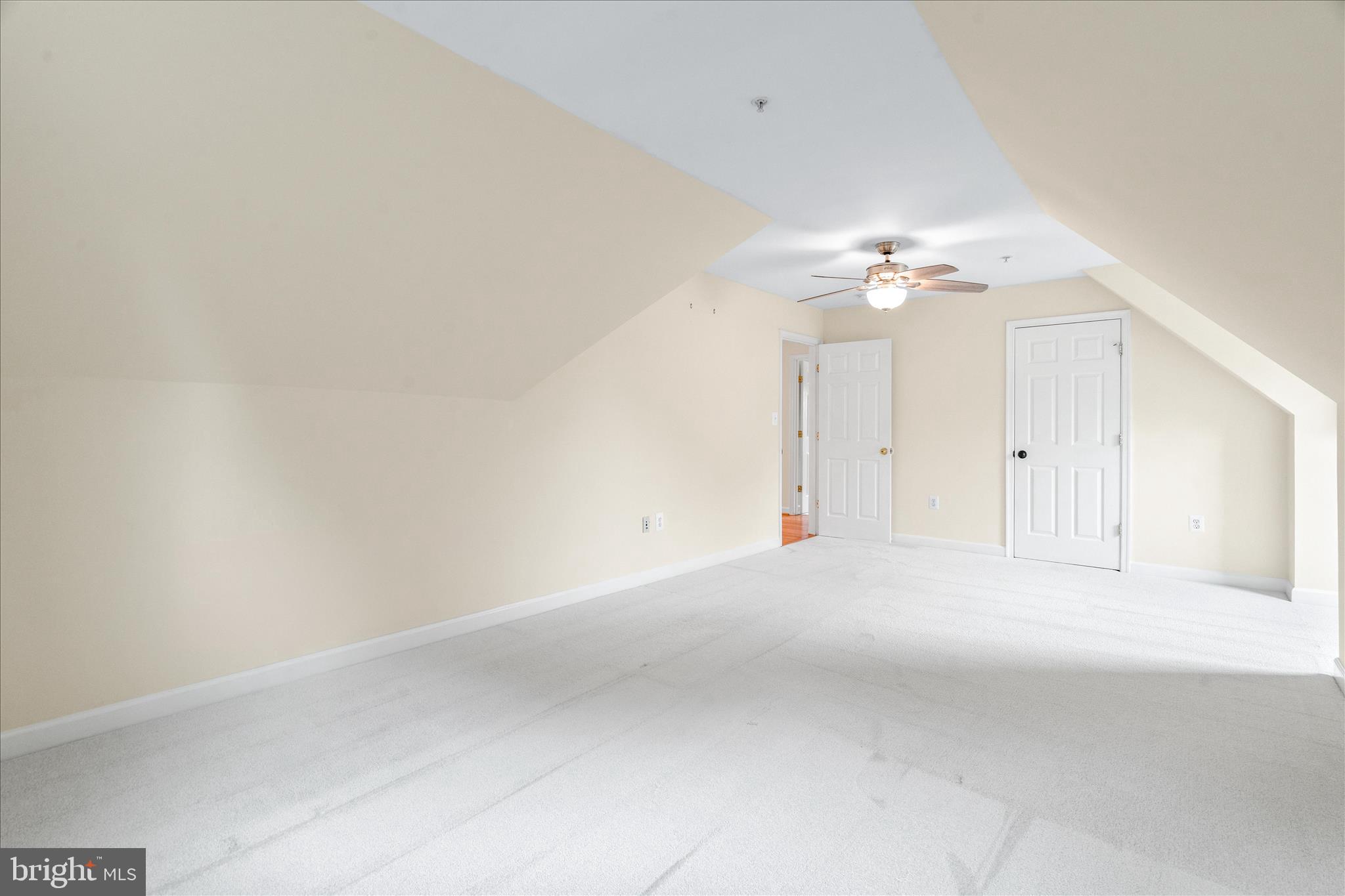 WOODFIELD ESTATES - Residential
