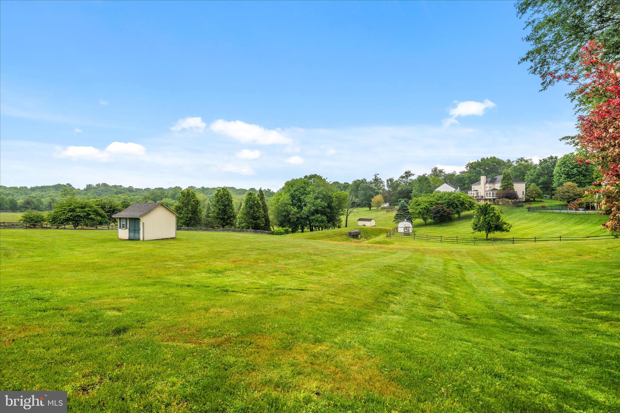 WOODFIELD ESTATES - Residential