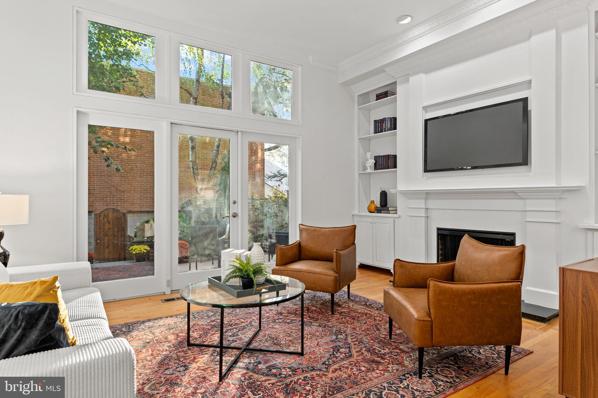 SOCIETY HILL - Residential