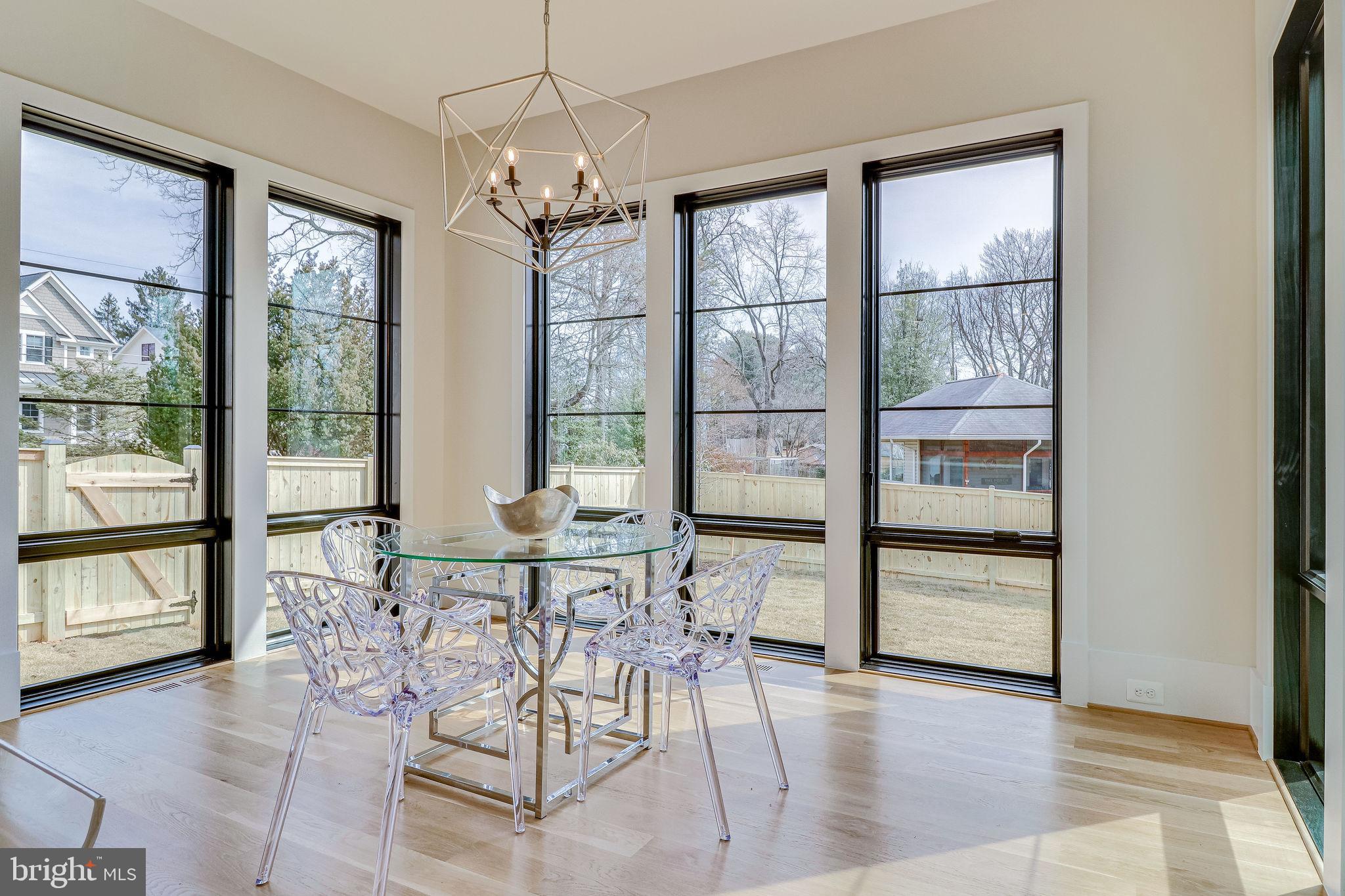 VIENNA WOODS - Residential