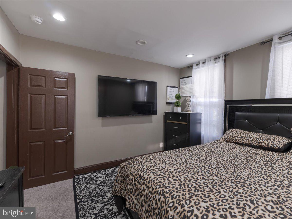 PHILADELPHIA (SOUTH) - Residential
