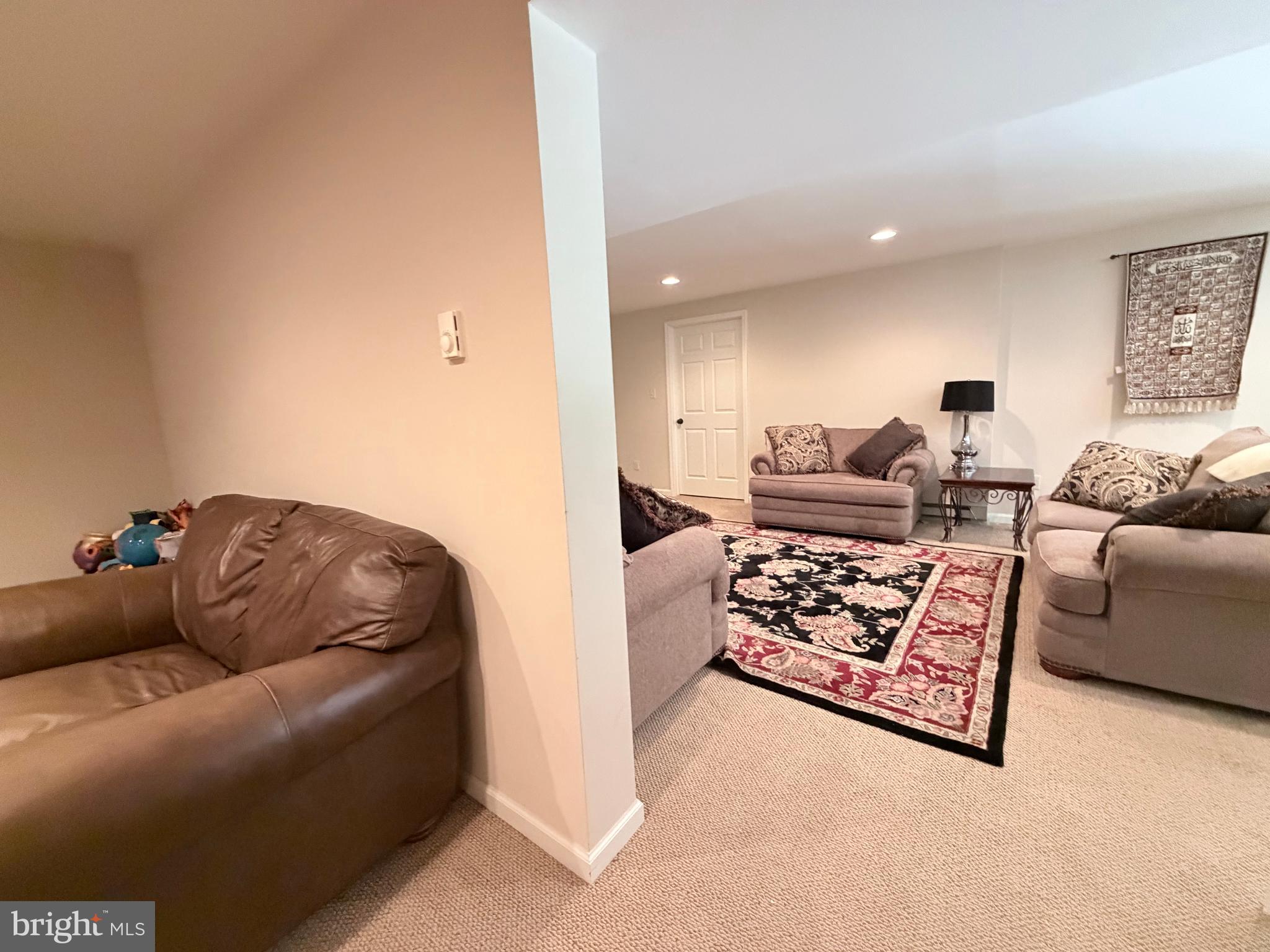 MAPLE RUN - Residential