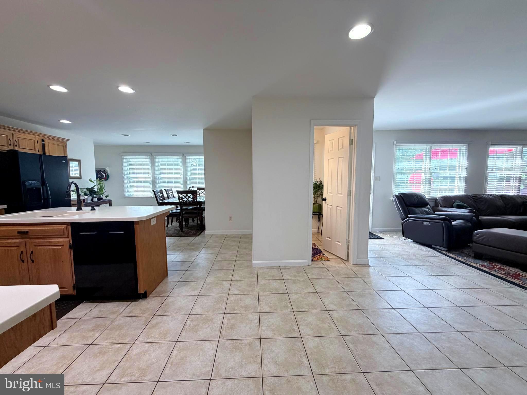 MAPLE RUN - Residential