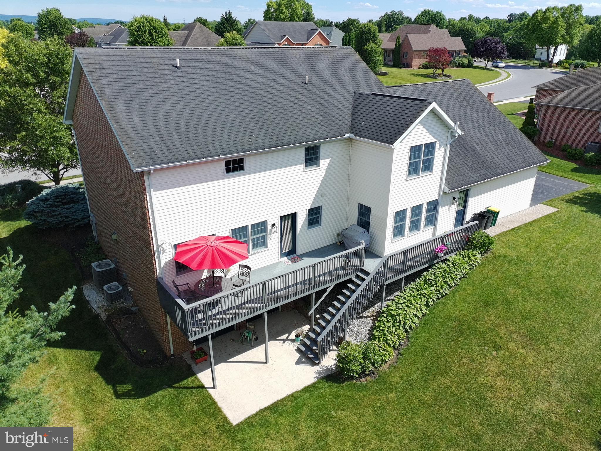 MAPLE RUN - Residential
