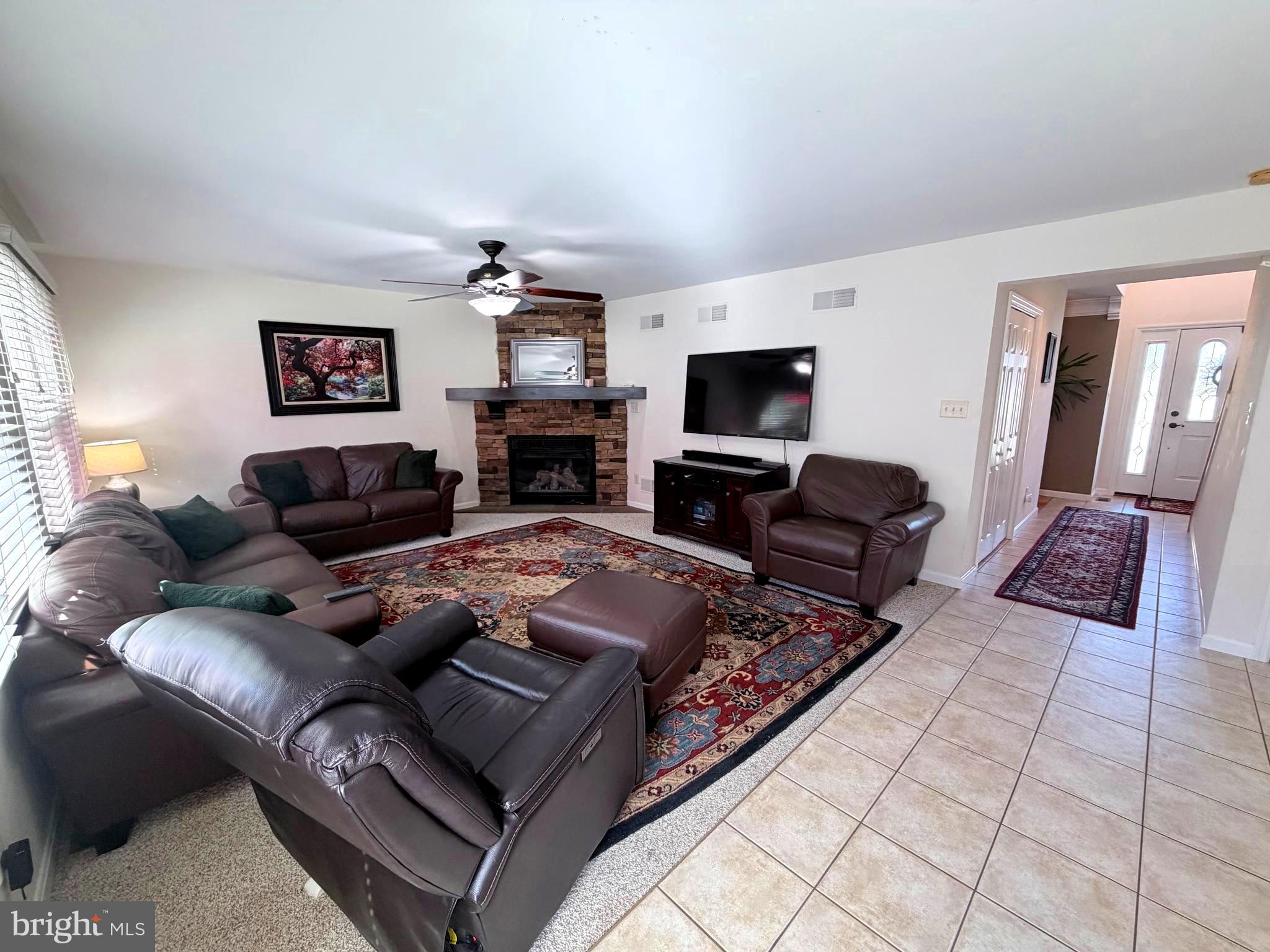 MAPLE RUN - Residential