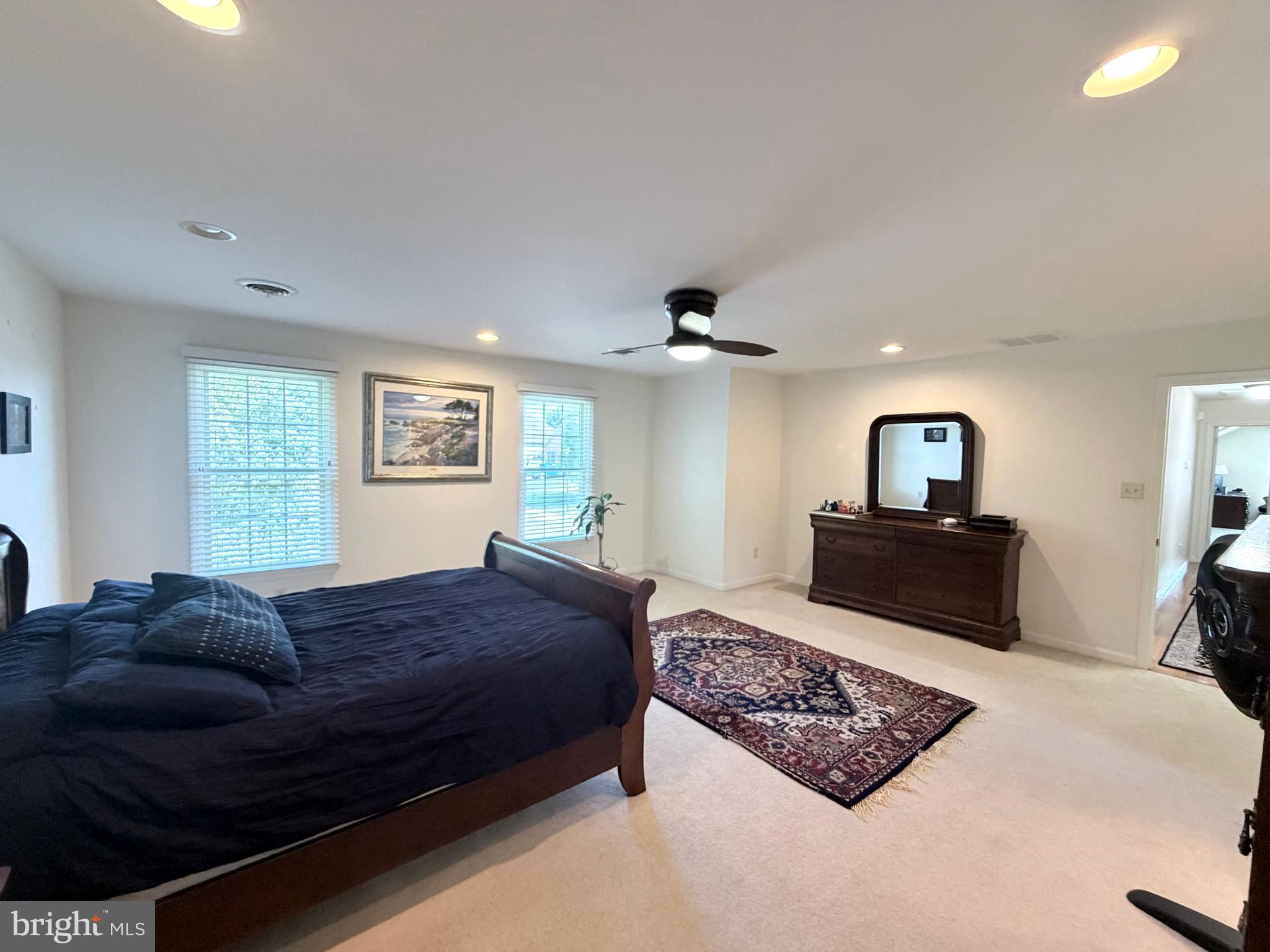 MAPLE RUN - Residential