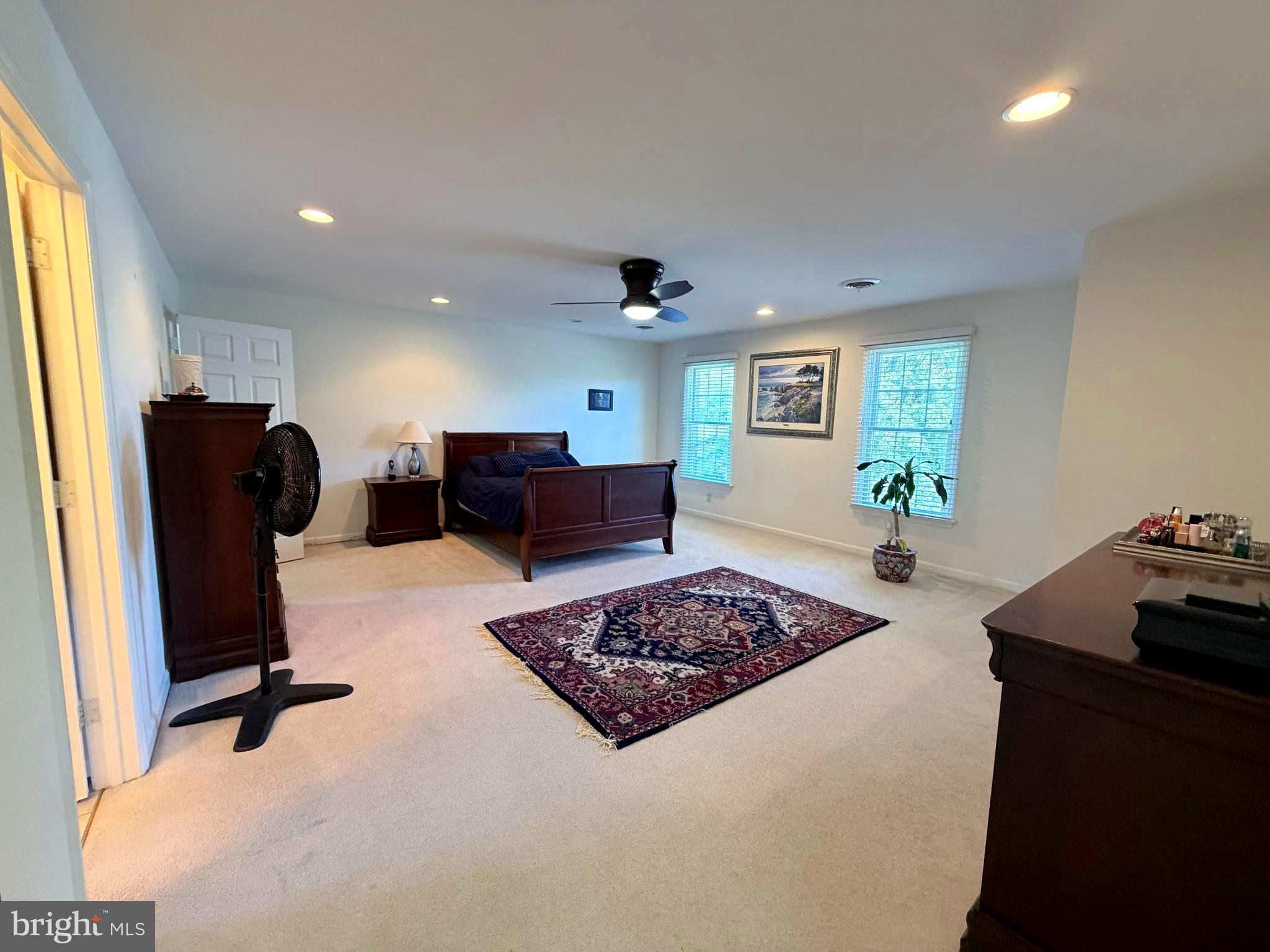 MAPLE RUN - Residential