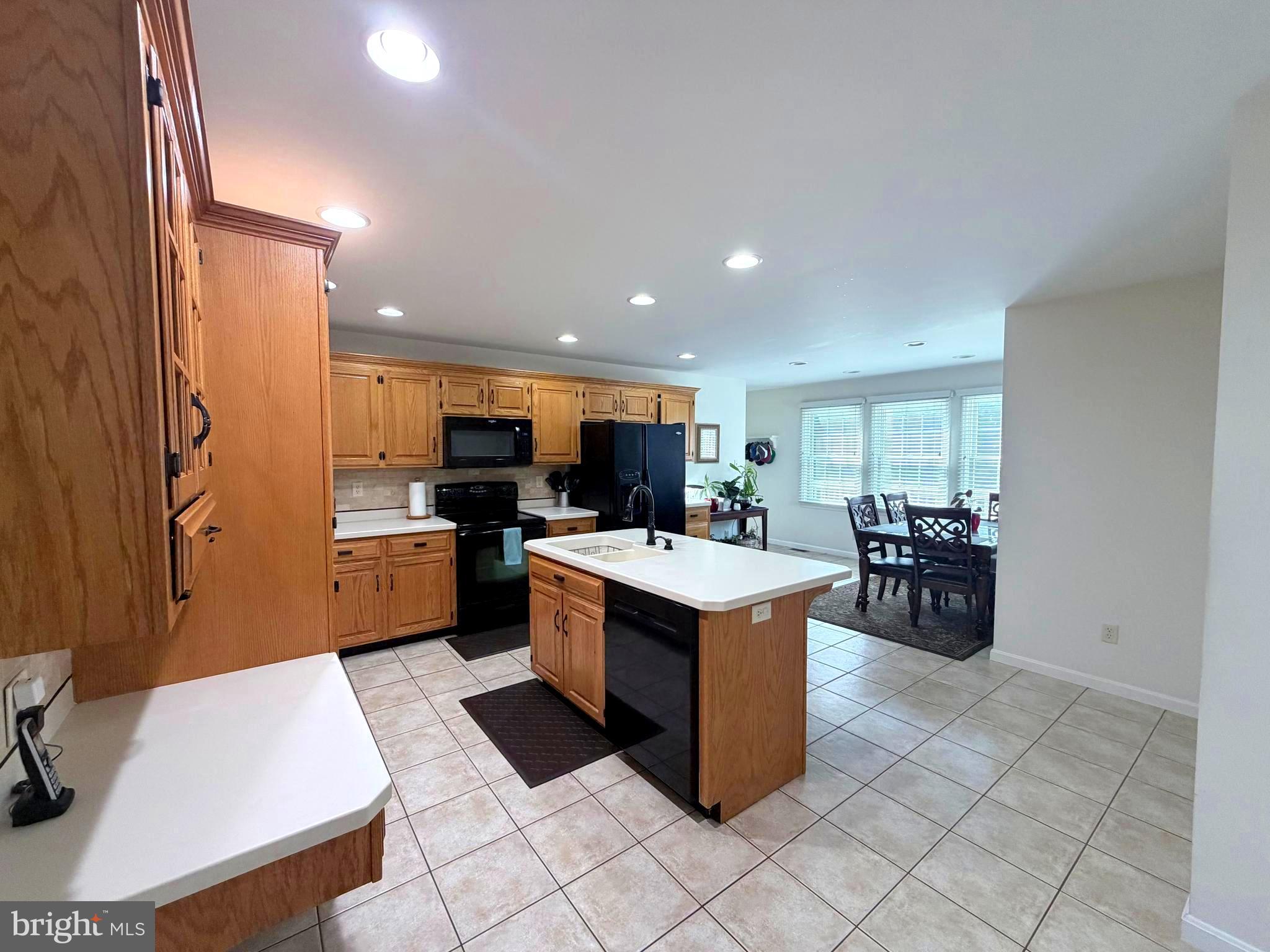 MAPLE RUN - Residential