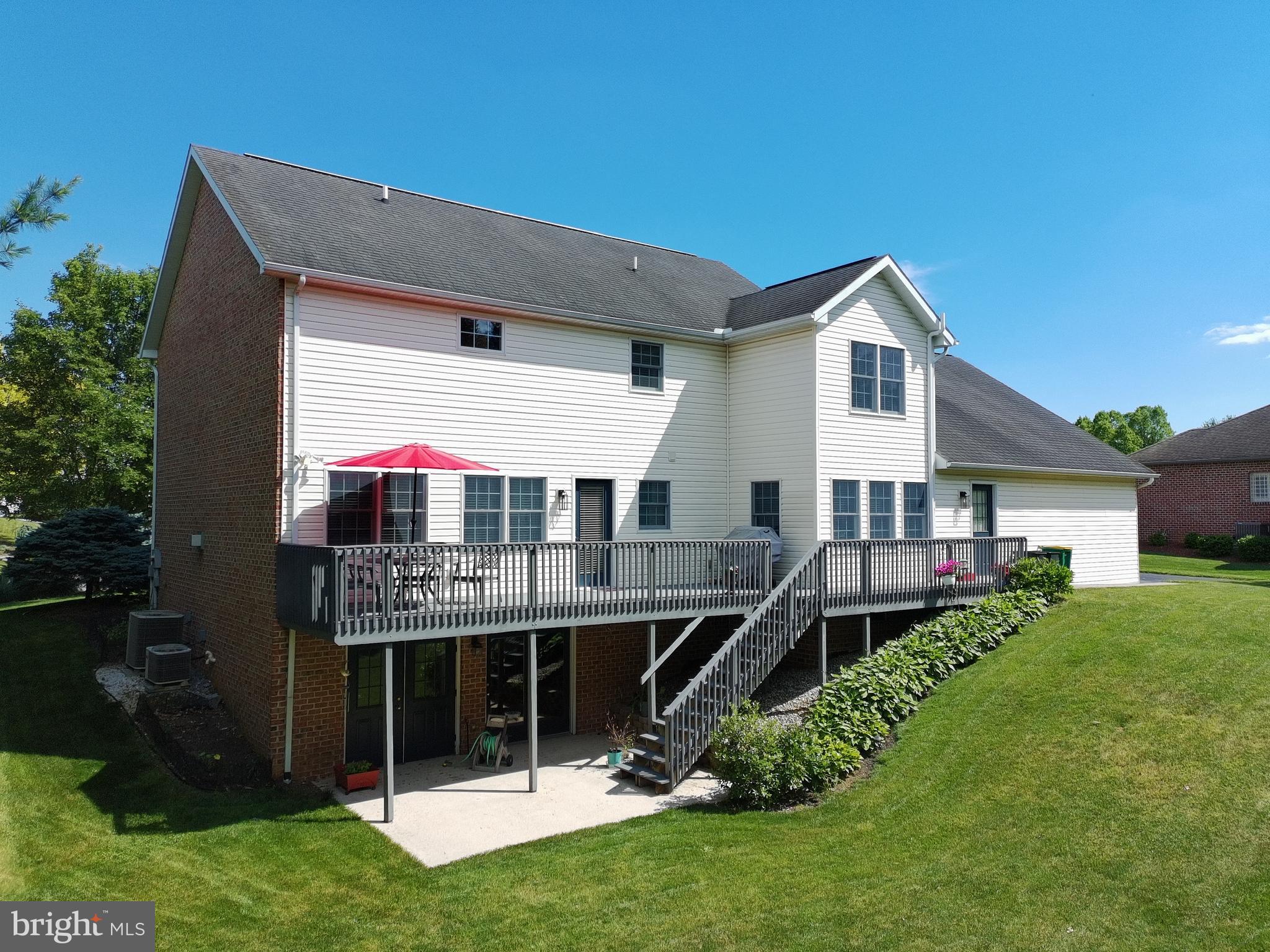 MAPLE RUN - Residential