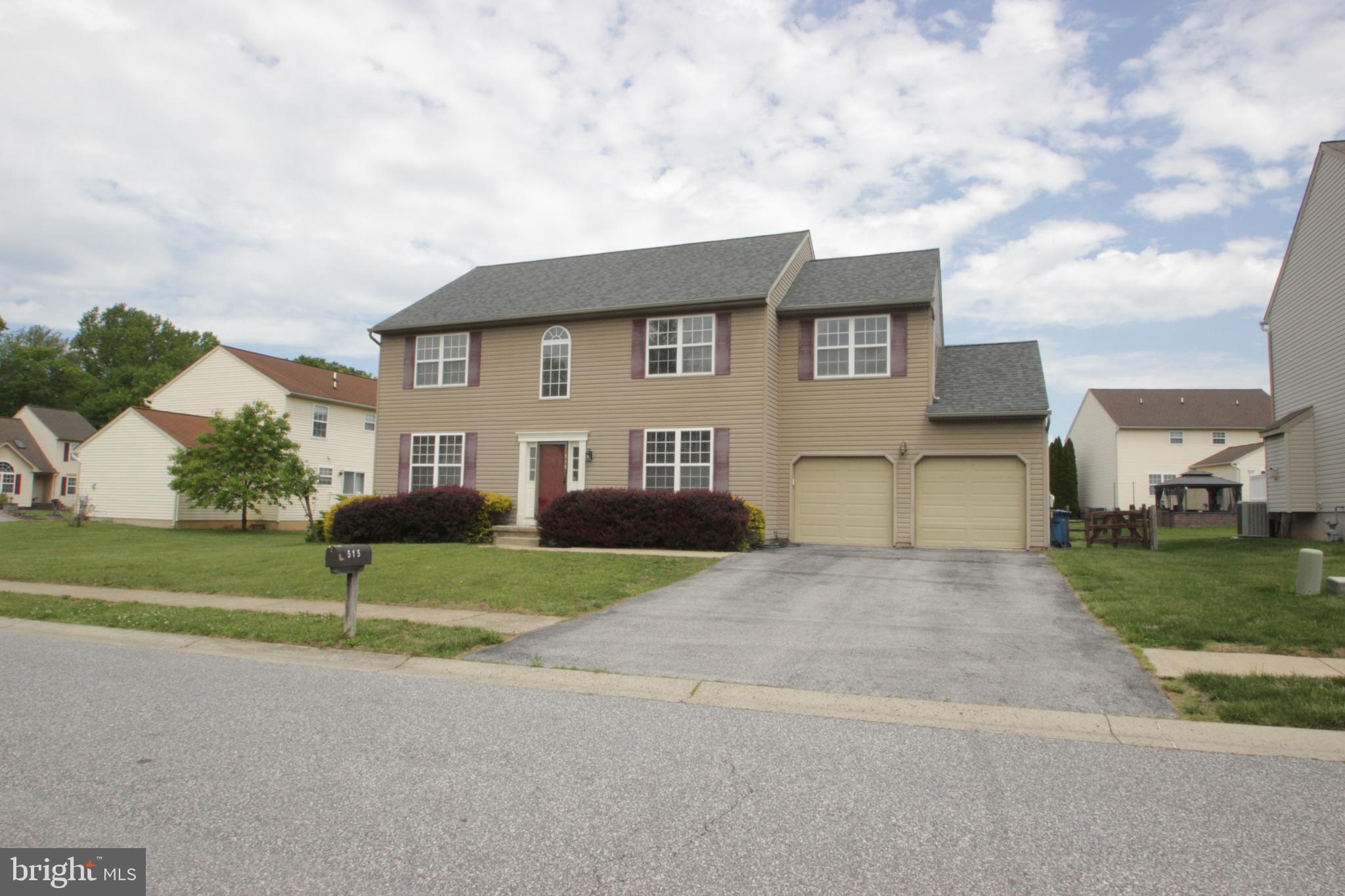 MALLARD POINTE - Residential