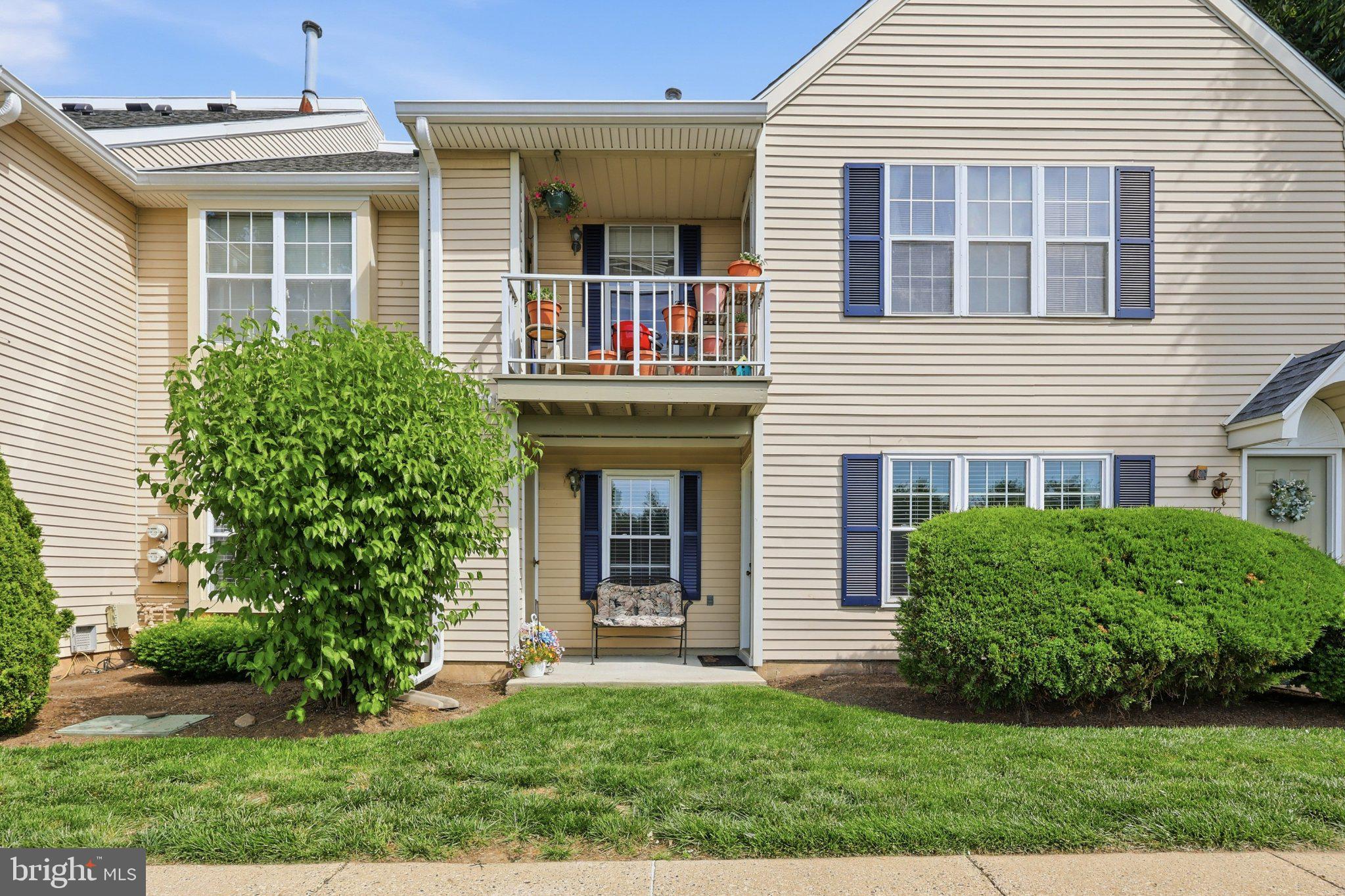 SOCIETY PL - Residential