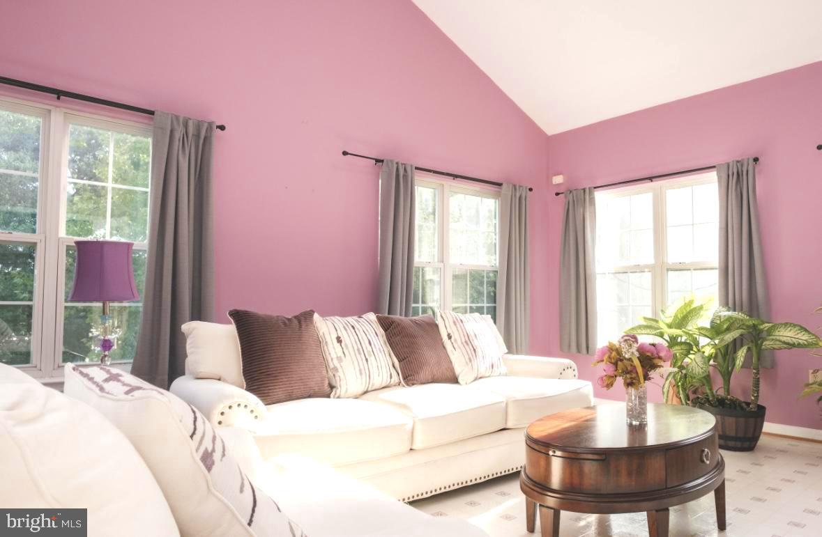 GROVEHURST - Residential
