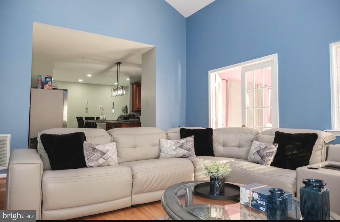 GROVEHURST - Residential