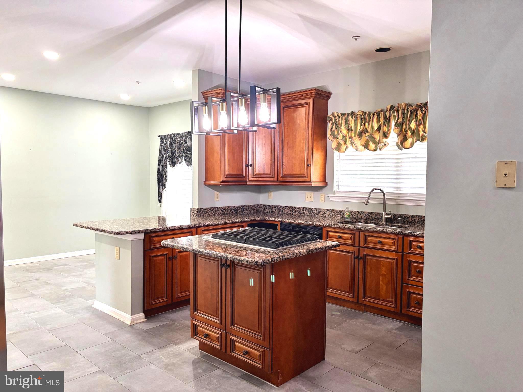 GROVEHURST - Residential