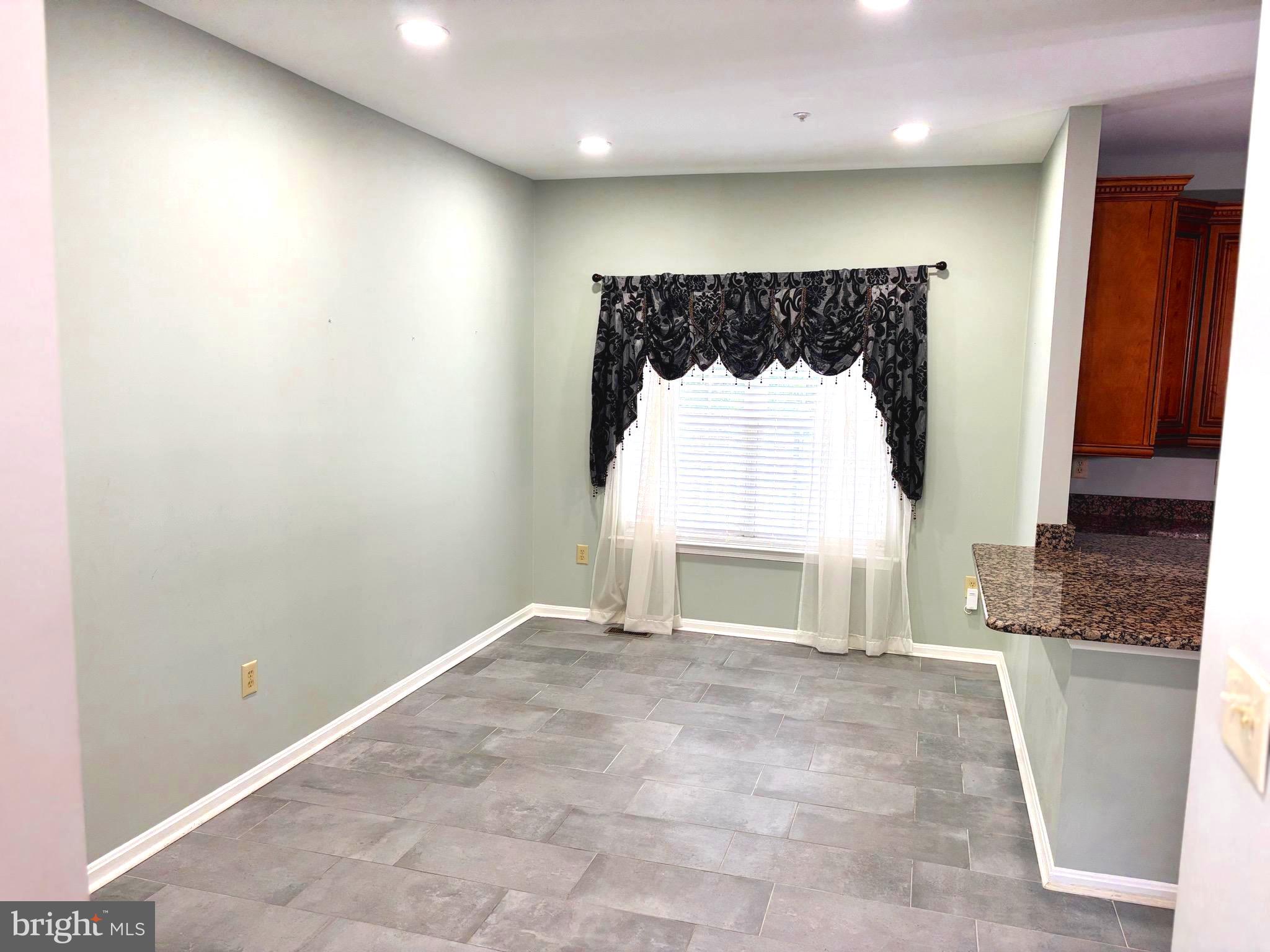 GROVEHURST - Residential