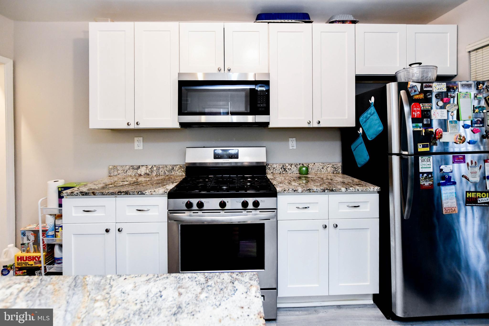 GLEN OAKS - Residential
