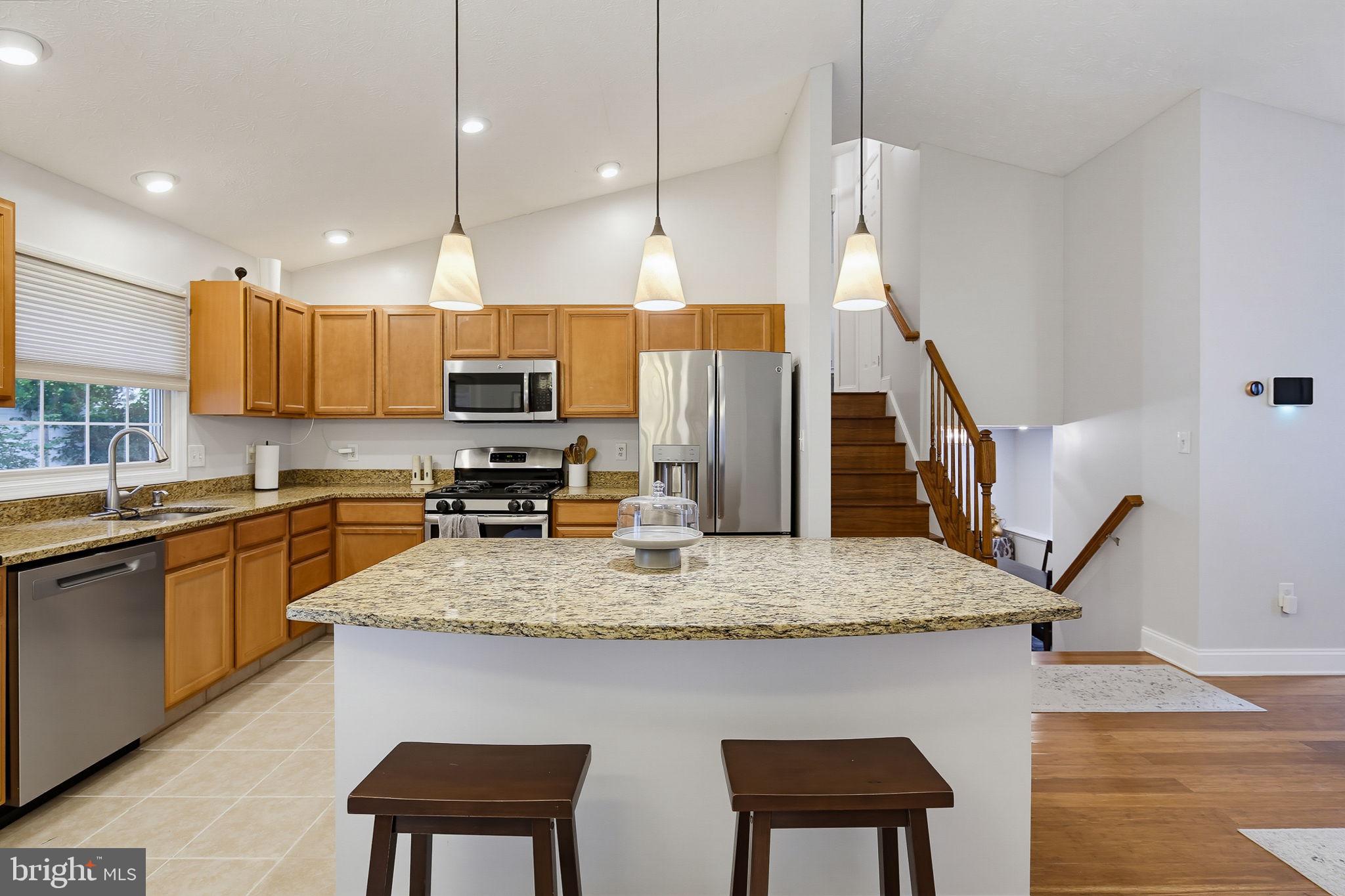 RUSSETT - Residential