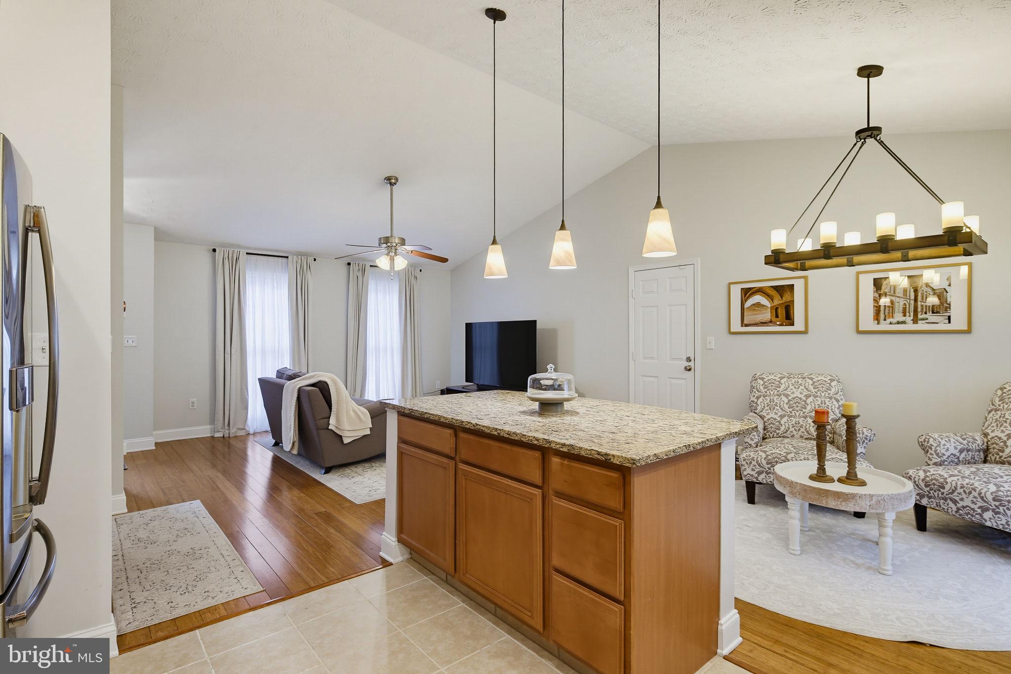 RUSSETT - Residential