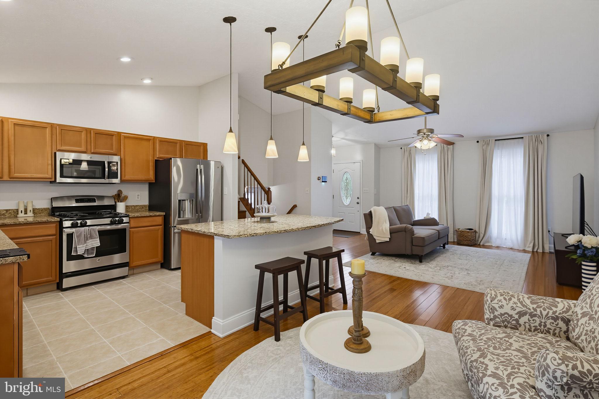 RUSSETT - Residential