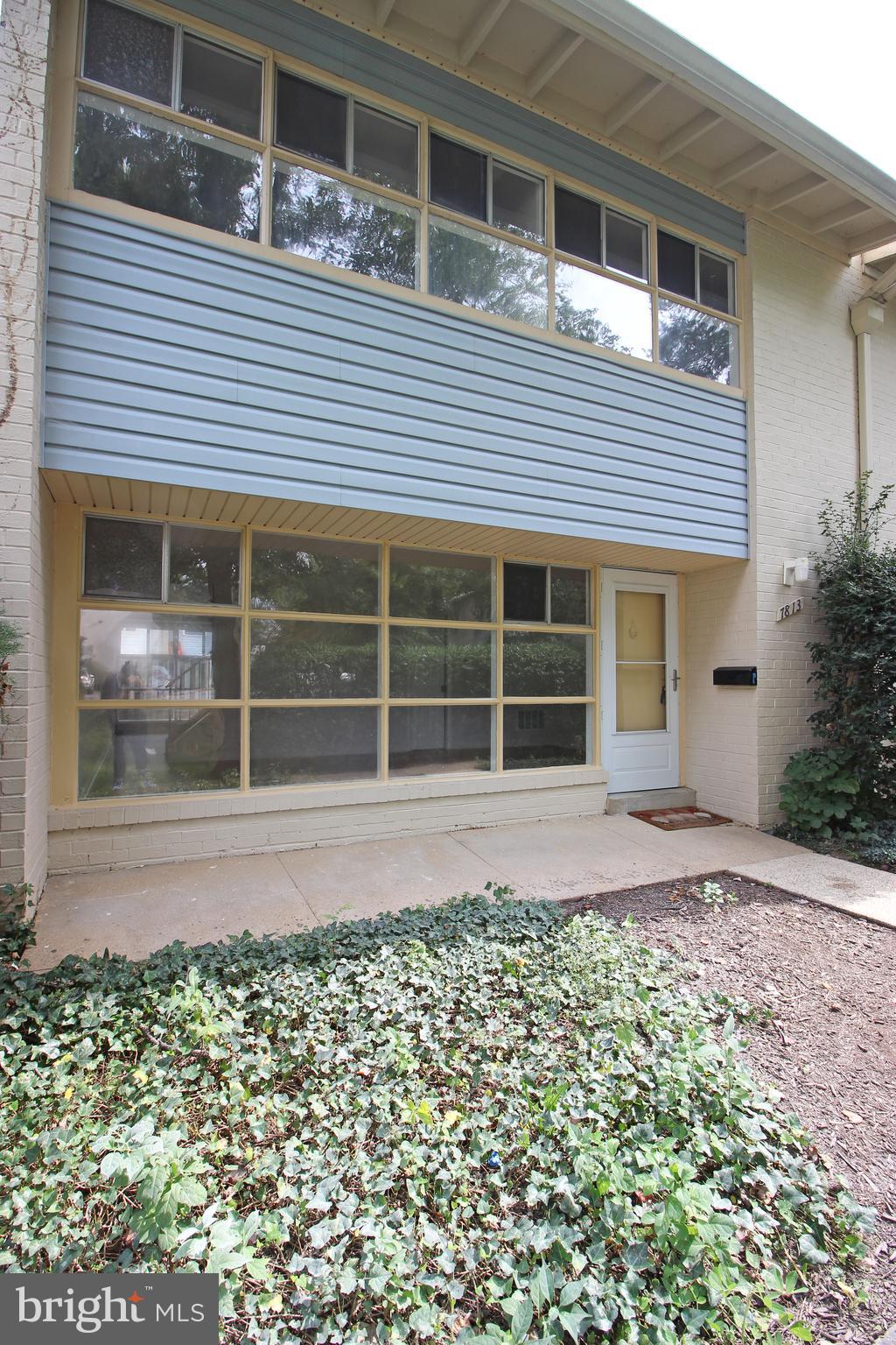 FAIRFAX HERITAGE - Residential