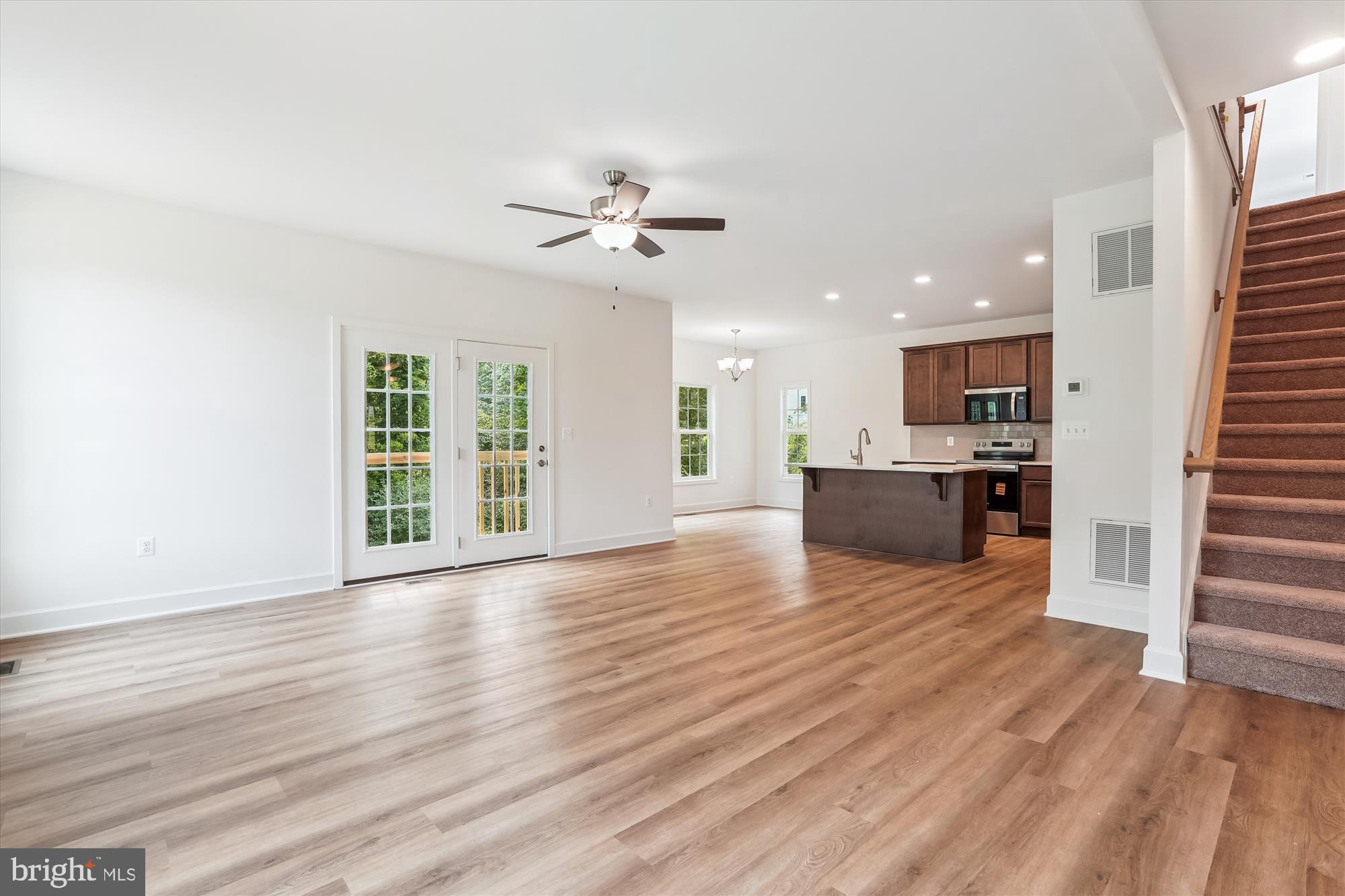 RILLHURST - Residential