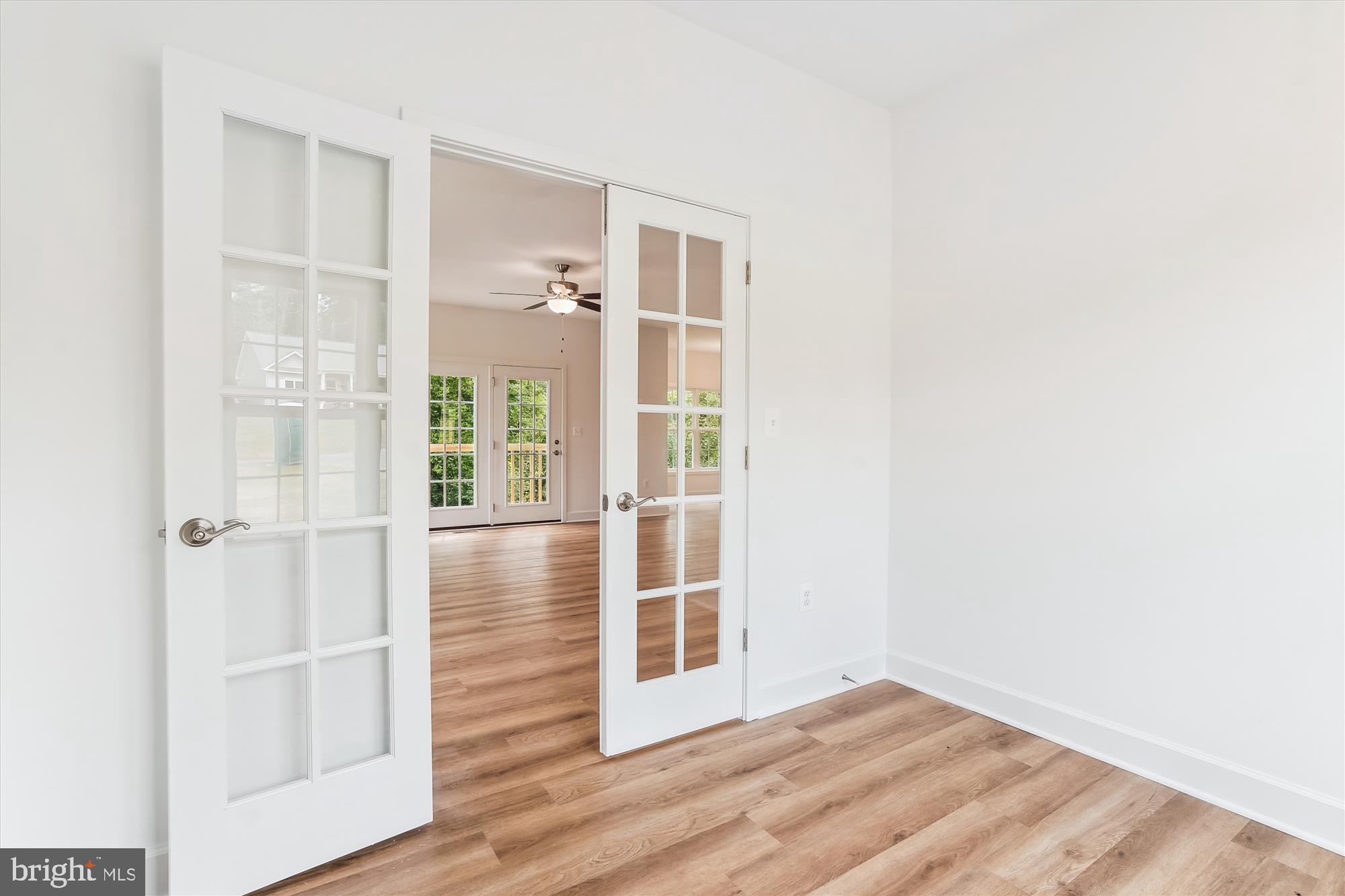 RILLHURST - Residential