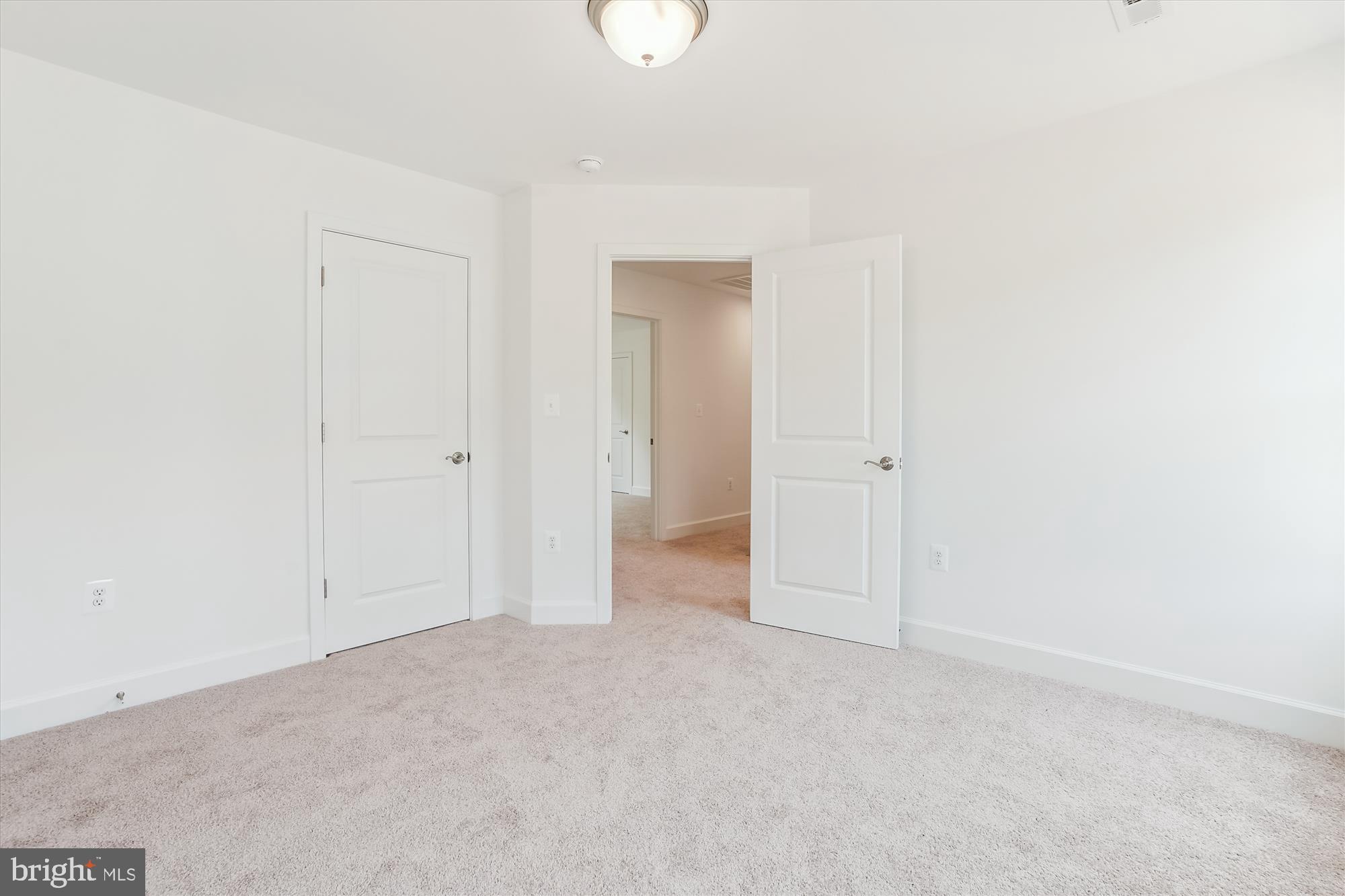 RILLHURST - Residential