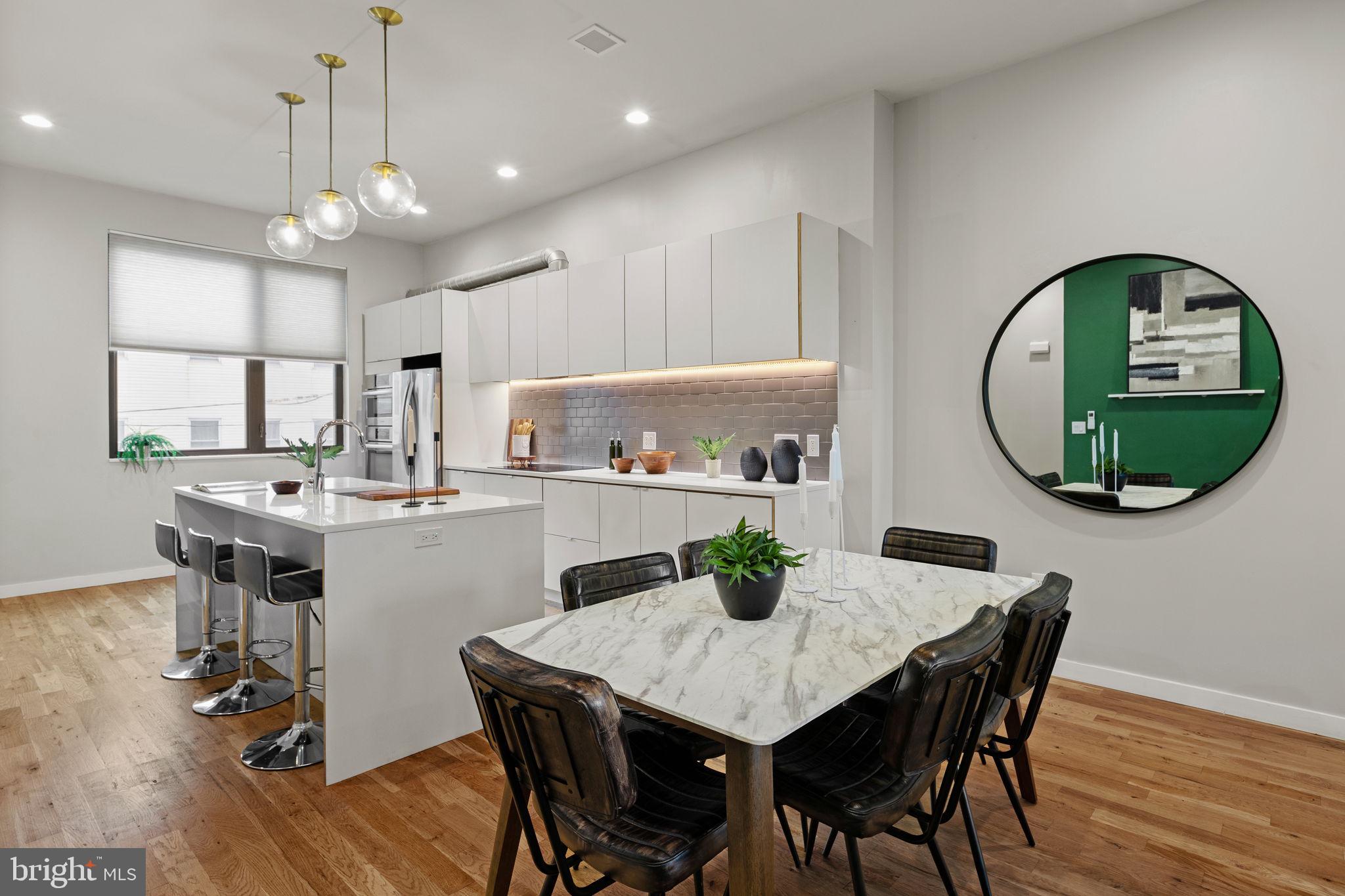 FAIRMOUNT - Residential