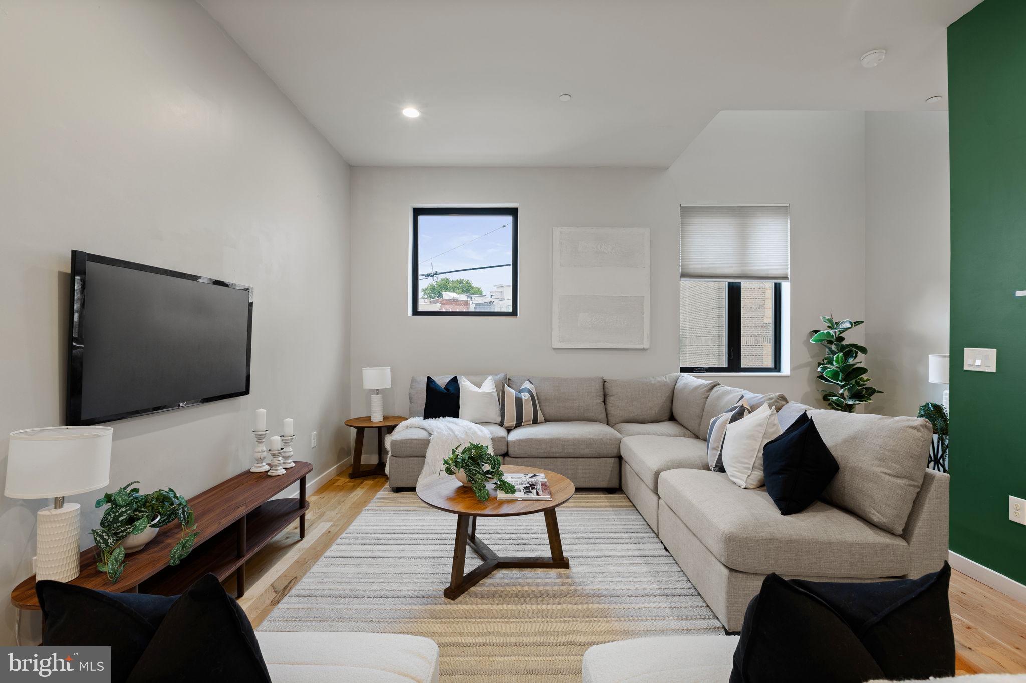 FAIRMOUNT - Residential