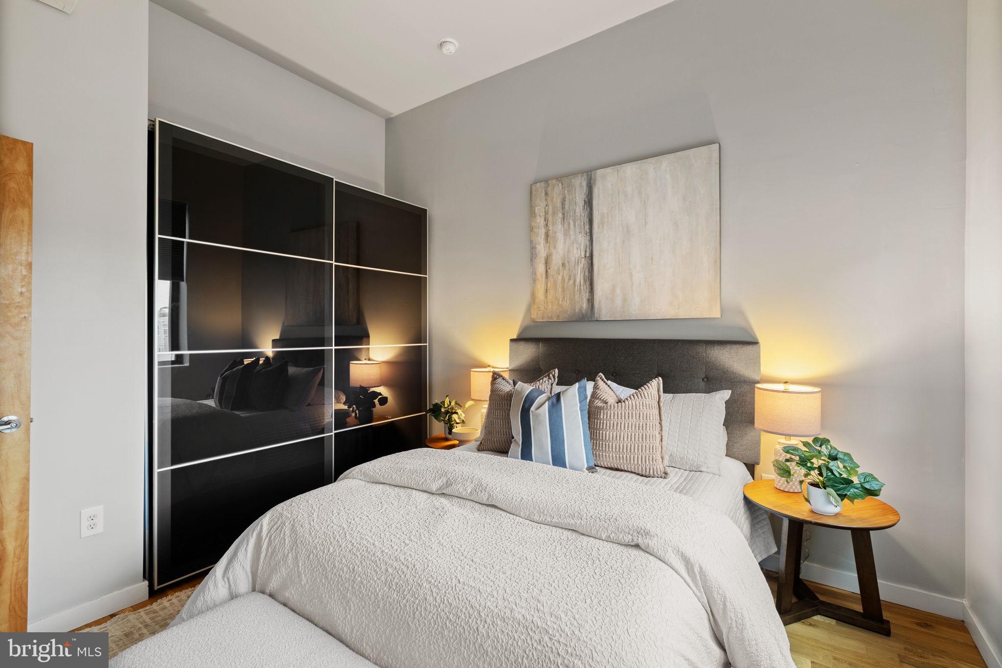 FAIRMOUNT - Residential
