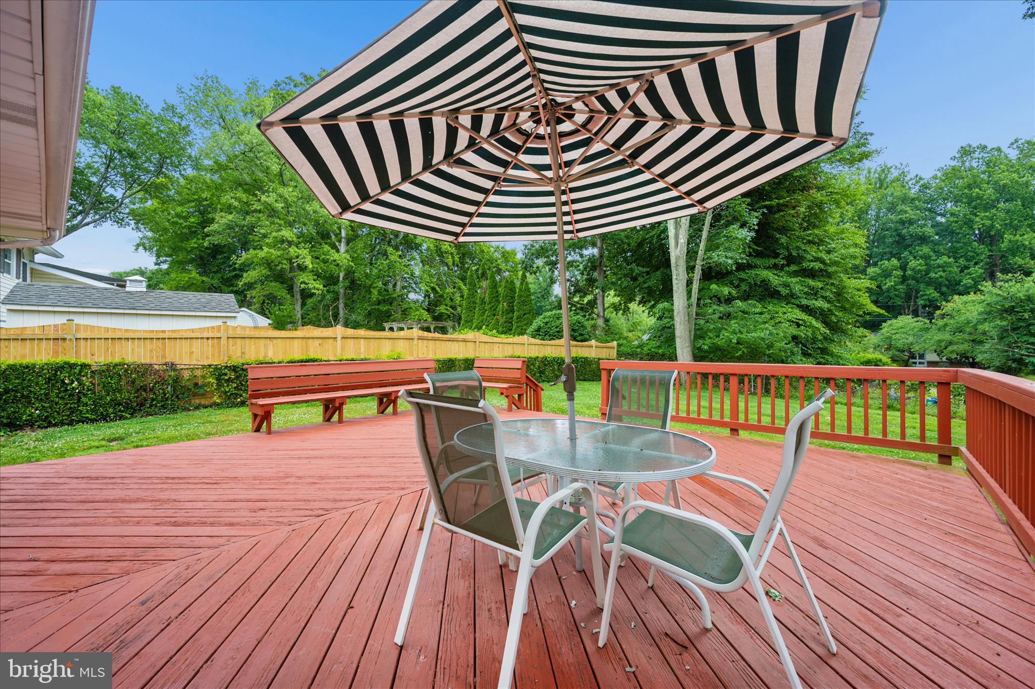 BEL PRE WOODS - Residential
